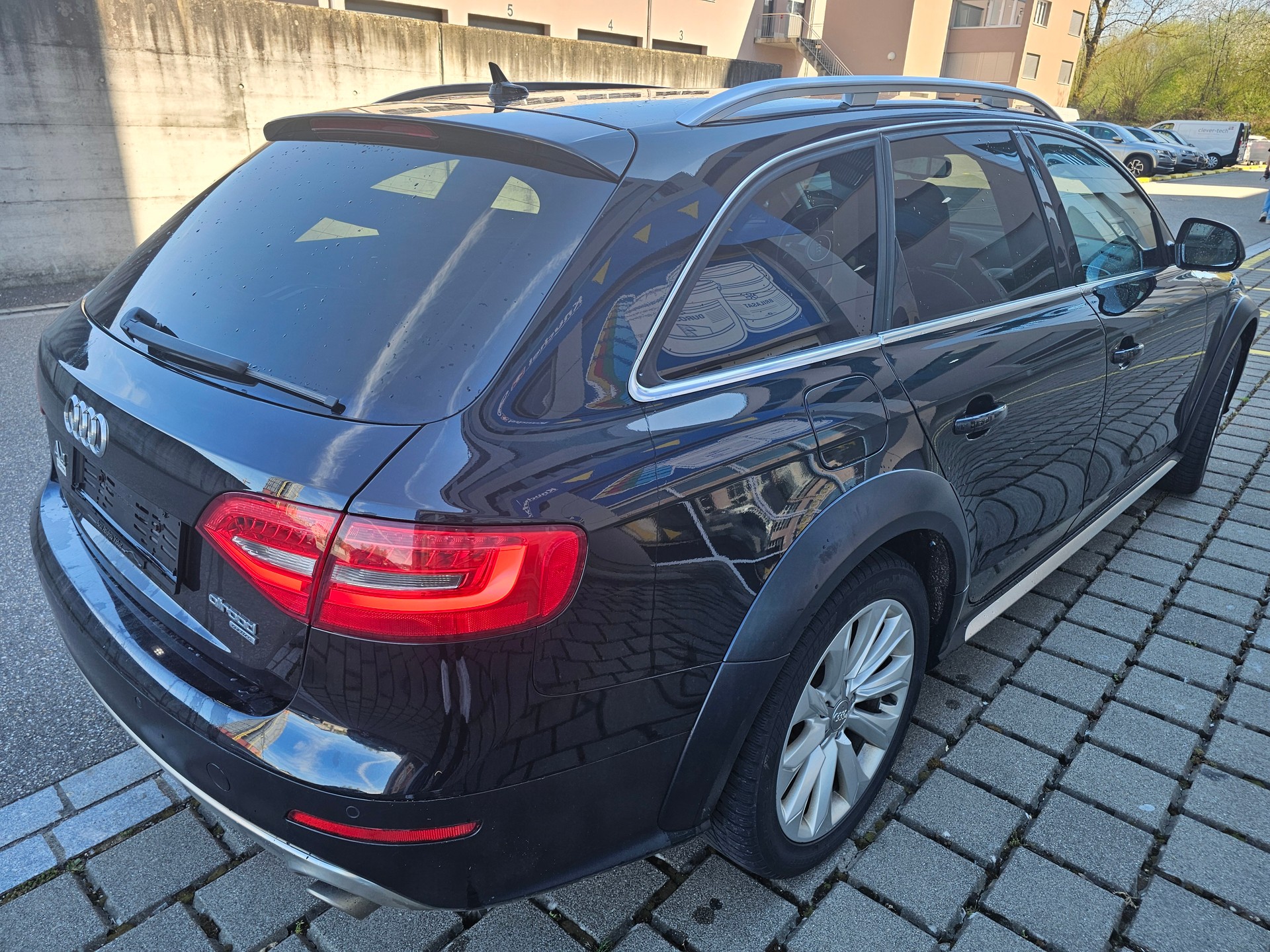 AUDI A4 allroad 3.0 TDI quattro S-tronic-image-4