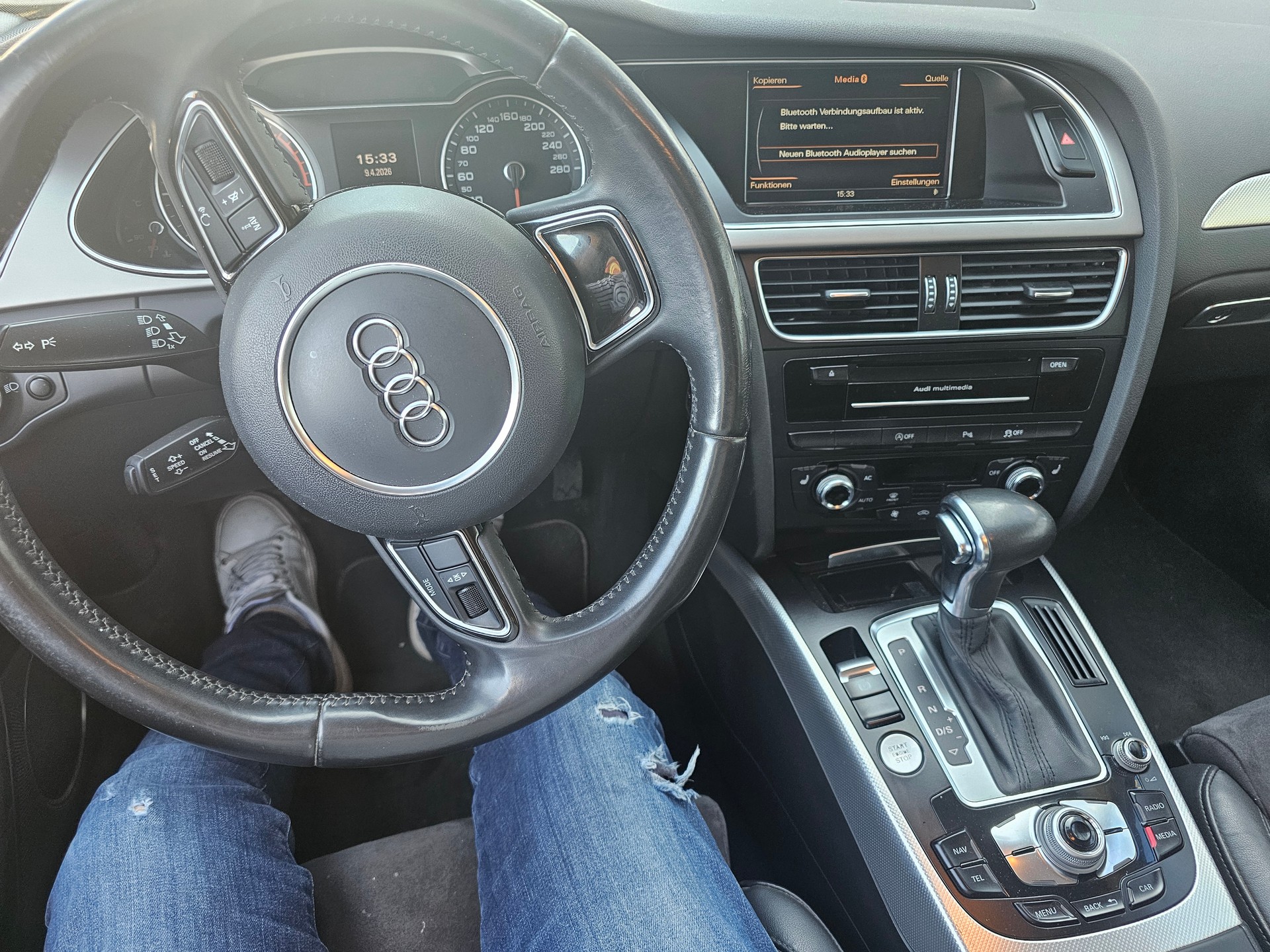 AUDI A4 allroad 3.0 TDI quattro S-tronic-image-8