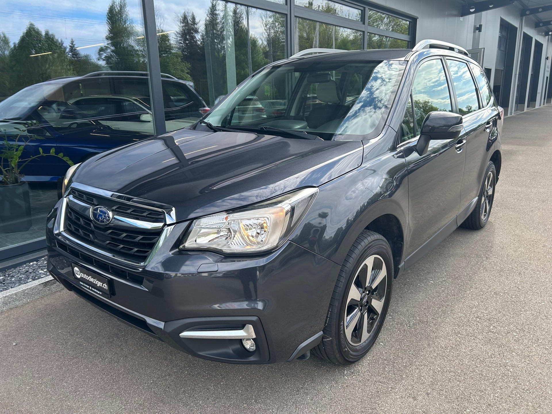 SUBARU Forester 2.0i Swiss-image-3
