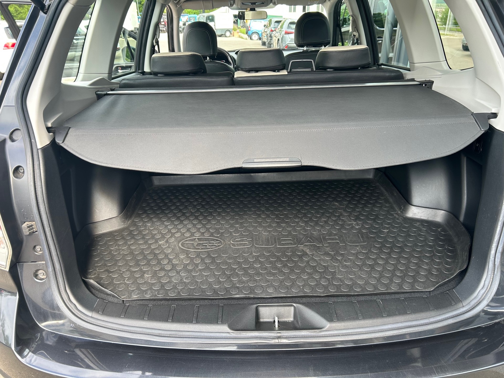 SUBARU Forester 2.0i Swiss-image-6