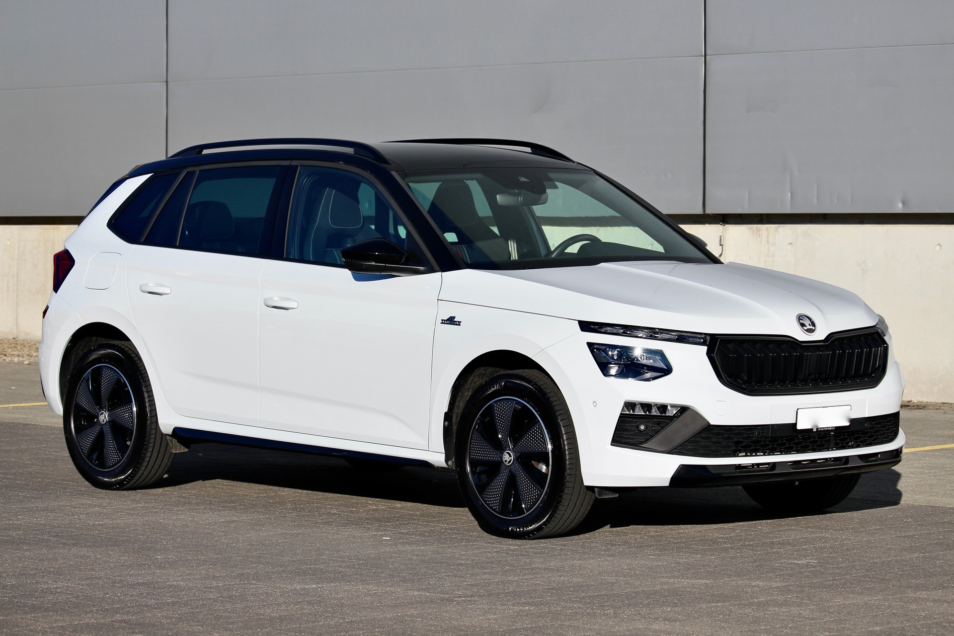 SKODA Kamiq 1.5 TSI Monte Carlo DSG 150PS *Facelift Model *Panorama-Glasdach *5 jahre Werks-Garantie *elektr. Heckklappe *elektr. AHK-showroom-element-1