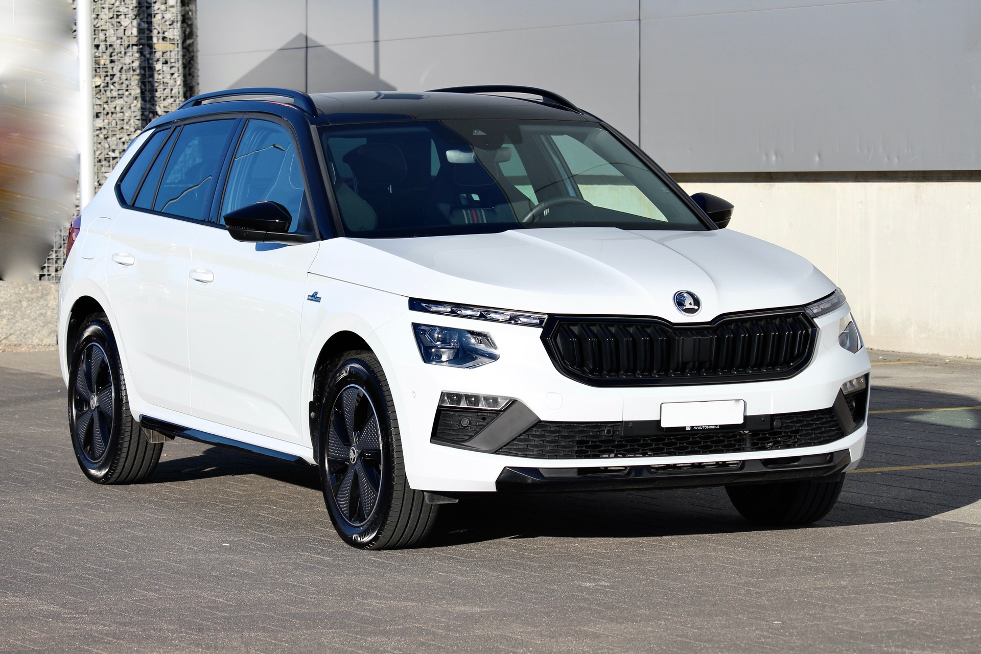 SKODA Kamiq 1.5 TSI Monte Carlo DSG 150PS *Facelift Model *Panorama-Glasdach *5 jahre Werks-Garantie *elektr. Heckklappe *elektr. AHK-showroom-element-2