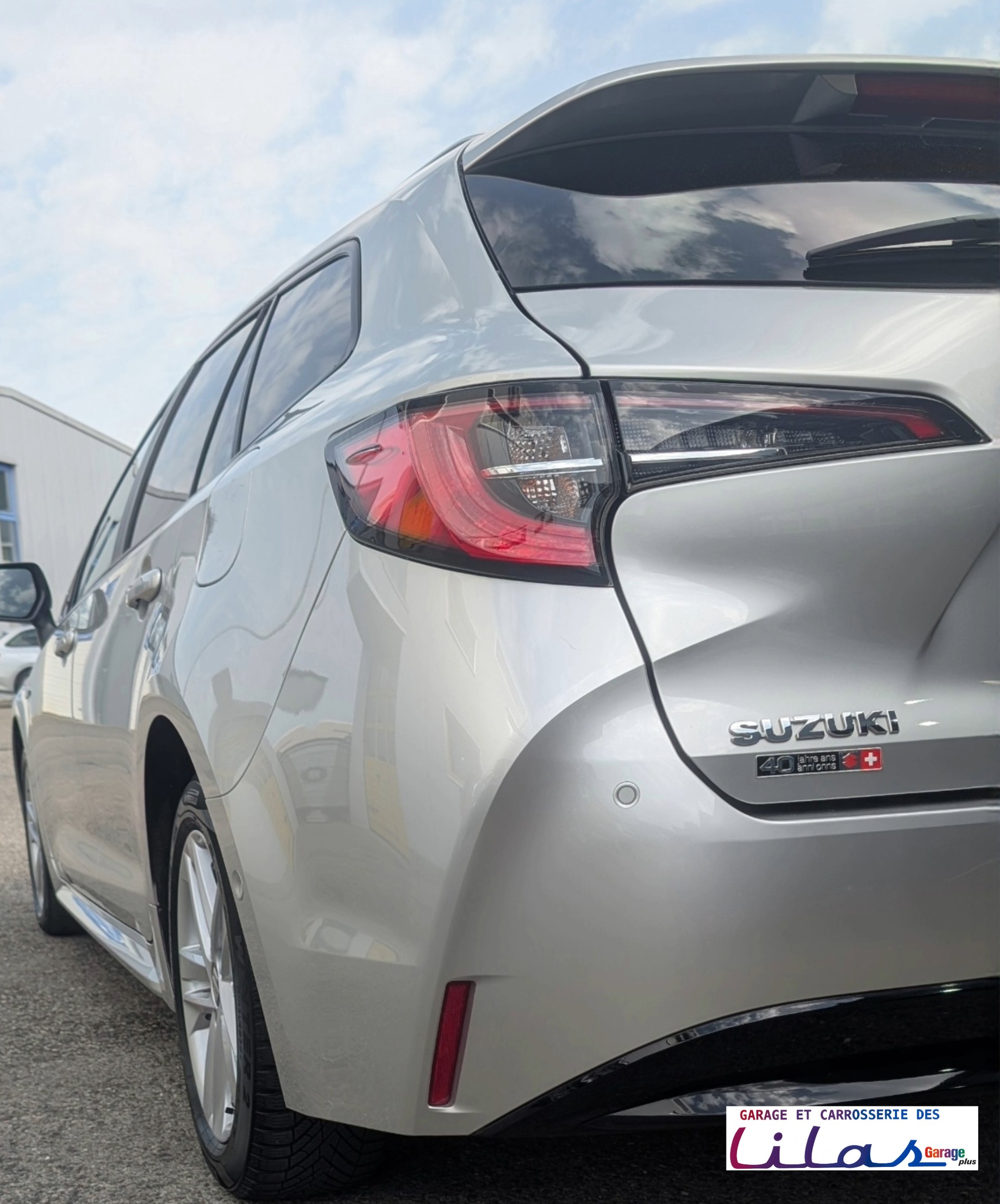 SUZUKI Swace 1.8 Hybrid Compact+ E-CVT-image-6
