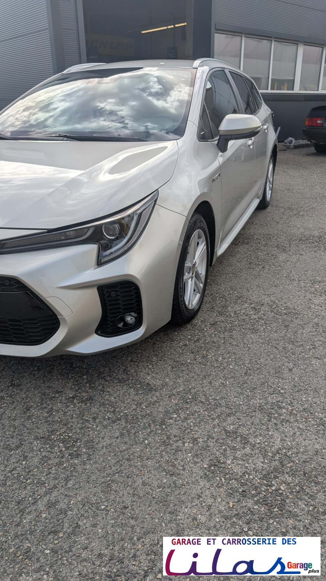 SUZUKI Swace 1.8 Hybrid Compact+ E-CVT-image-4