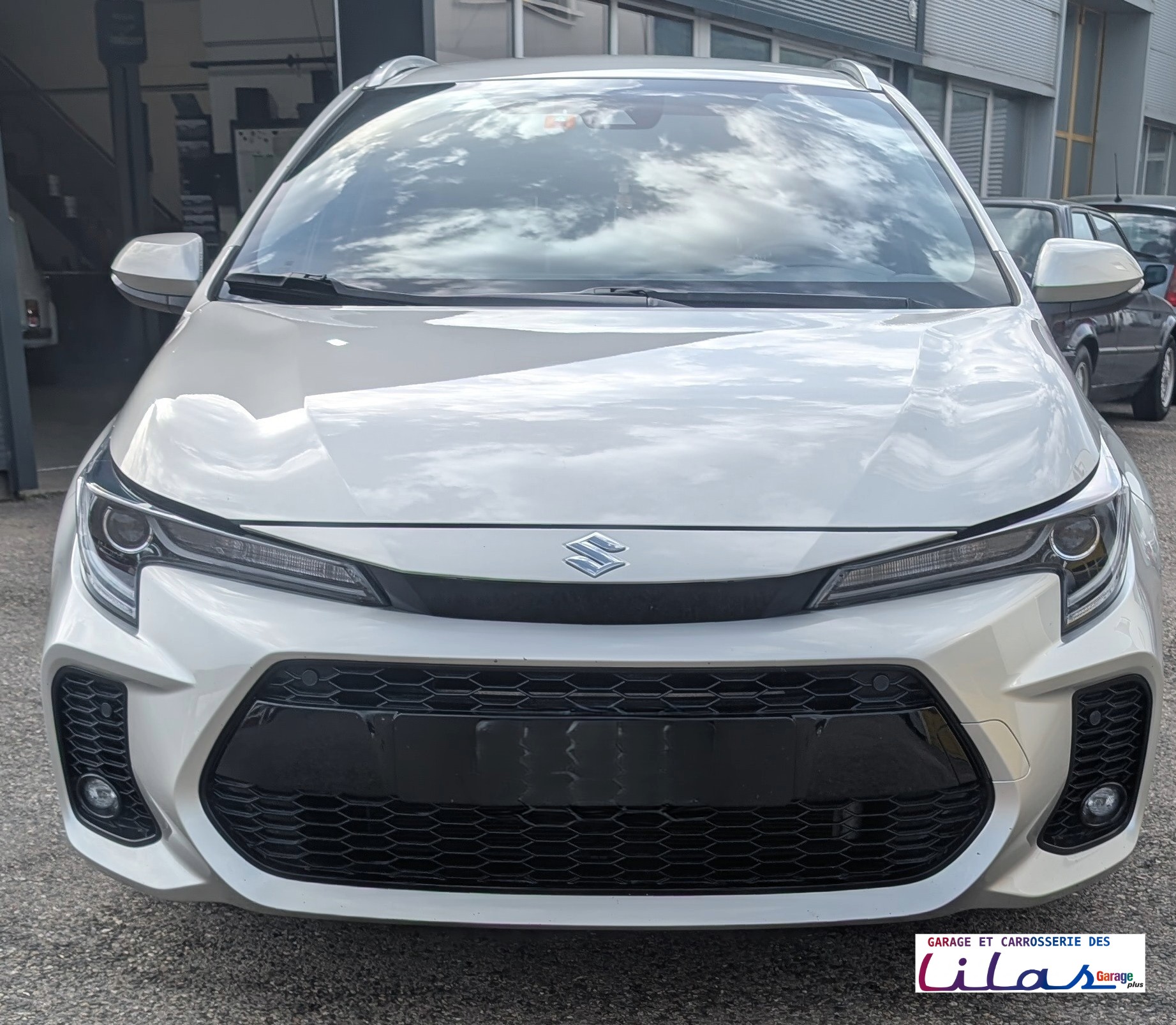 SUZUKI Swace 1.8 Hybrid Compact+ E-CVT