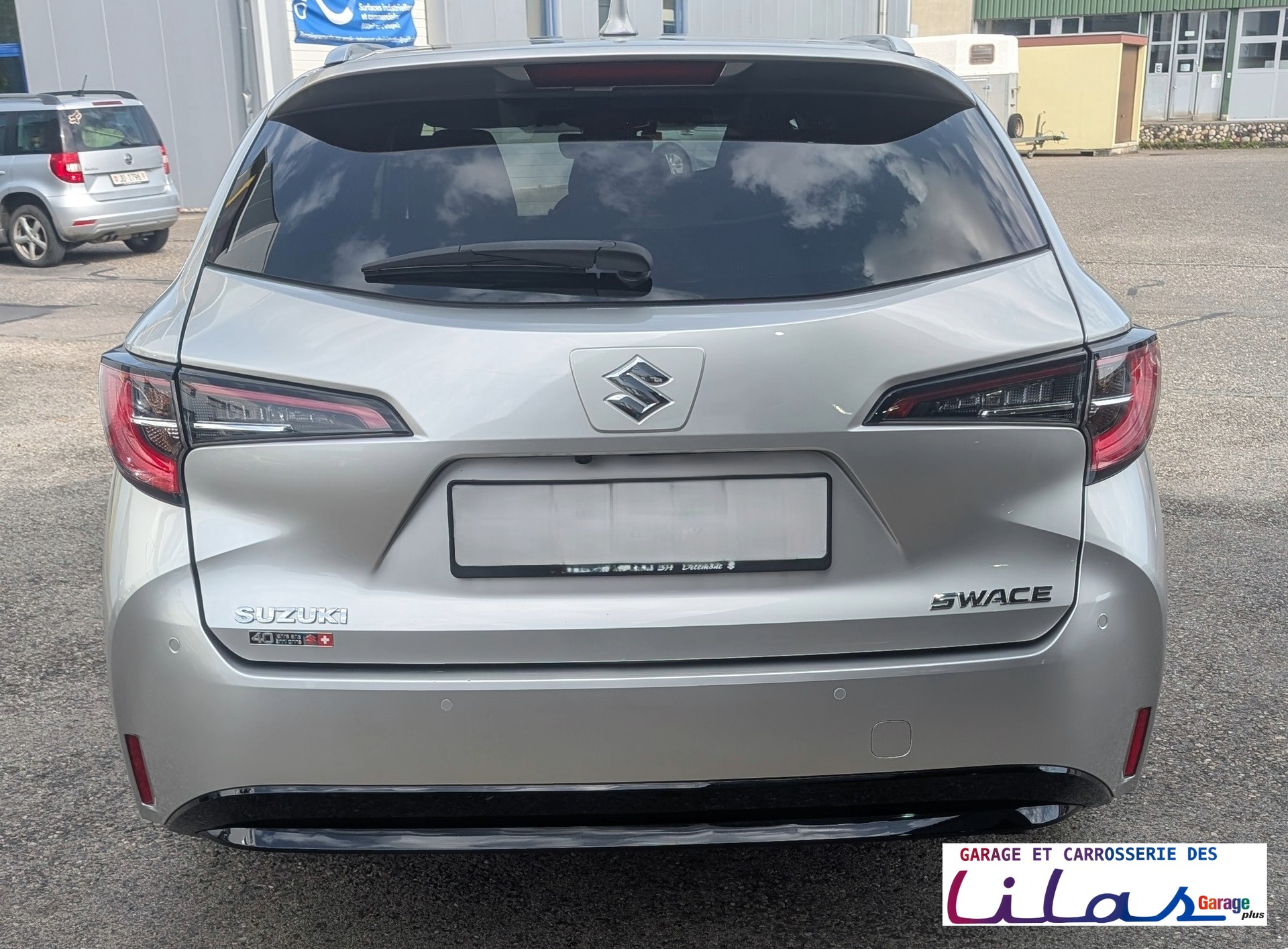 SUZUKI Swace 1.8 Hybrid Compact+ E-CVT-image-5