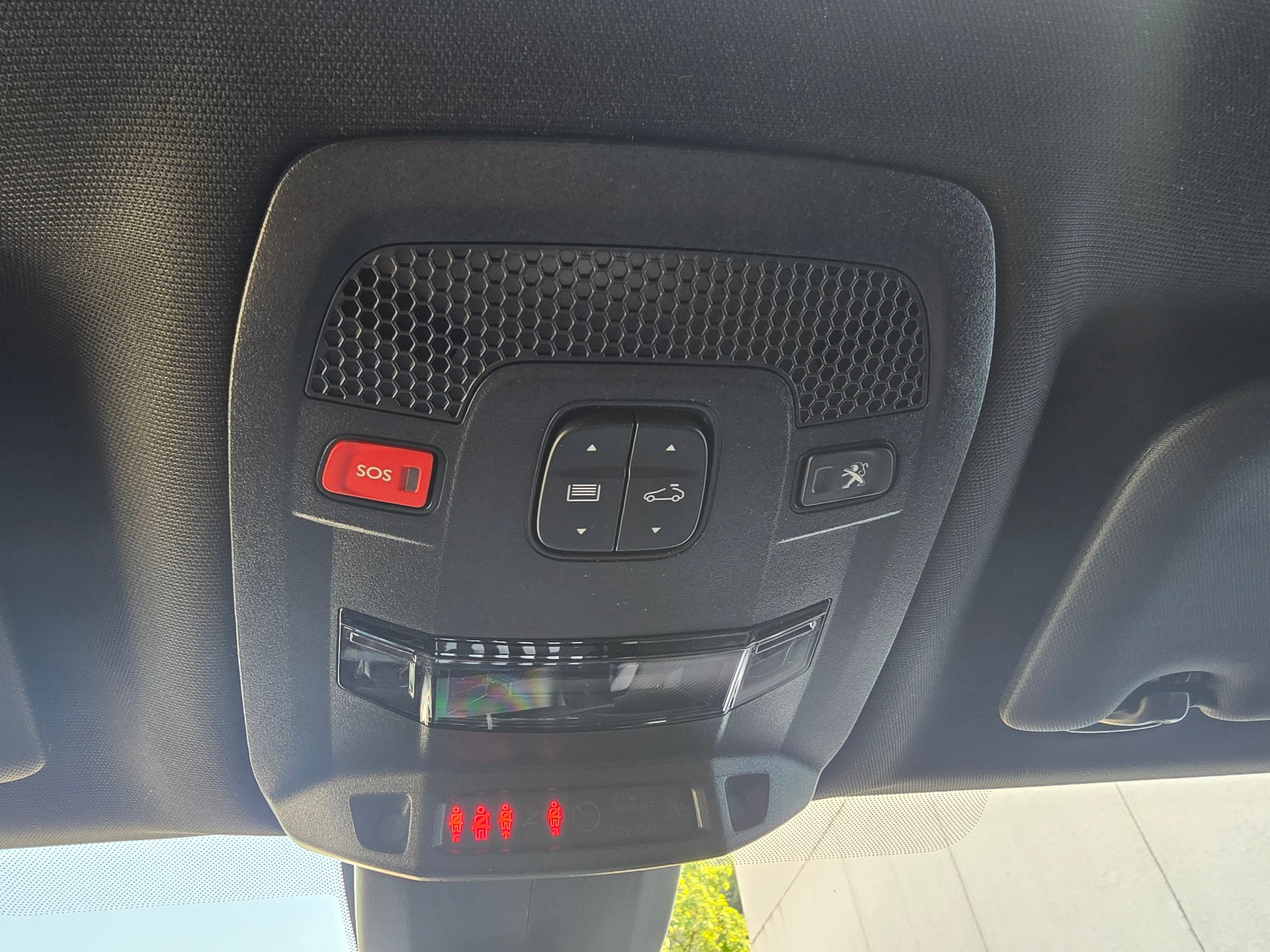 PEUGEOT 508 1.6 PureTech GT Line EAT8-image-17