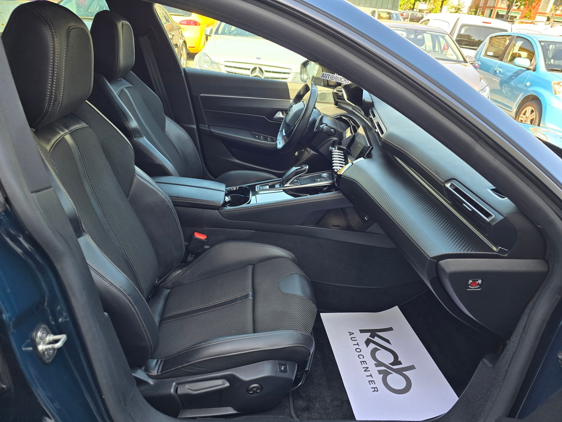 PEUGEOT 508 1.6 PureTech GT Line EAT8-image-23