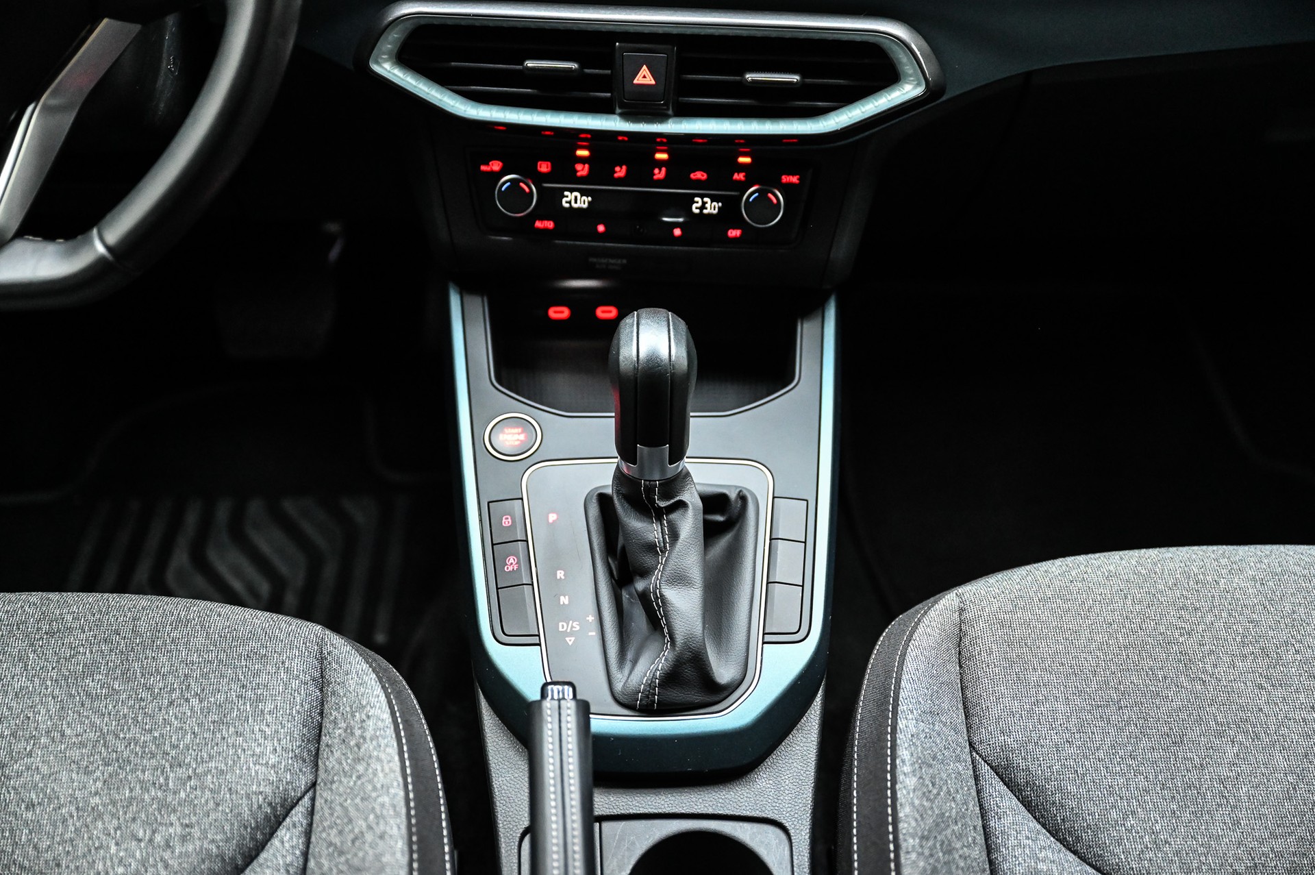 SEAT Arona 1.0 TSI 110 Style DSG-image-22