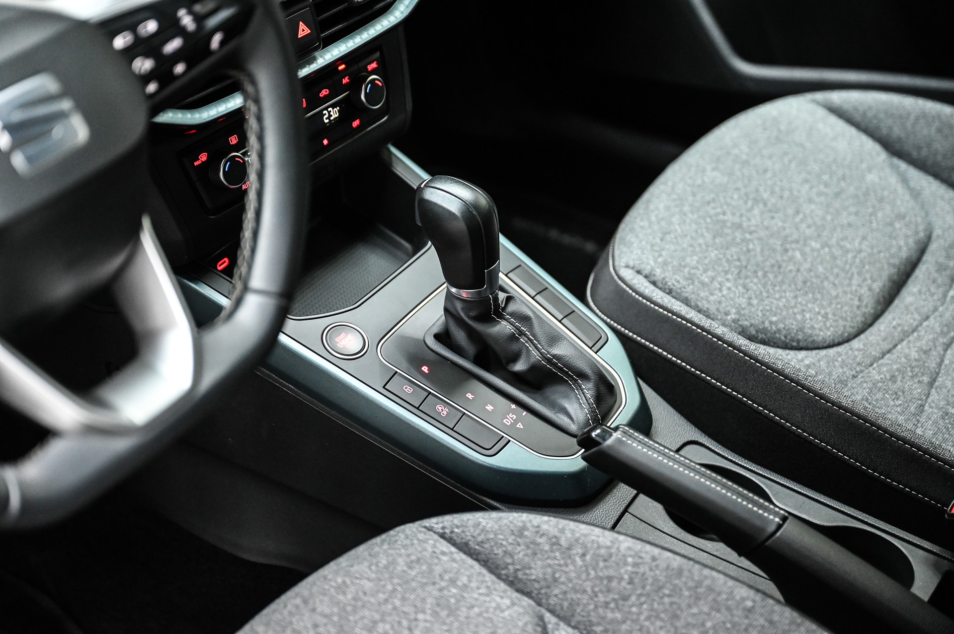 SEAT Arona 1.0 TSI 110 Style DSG-image-15