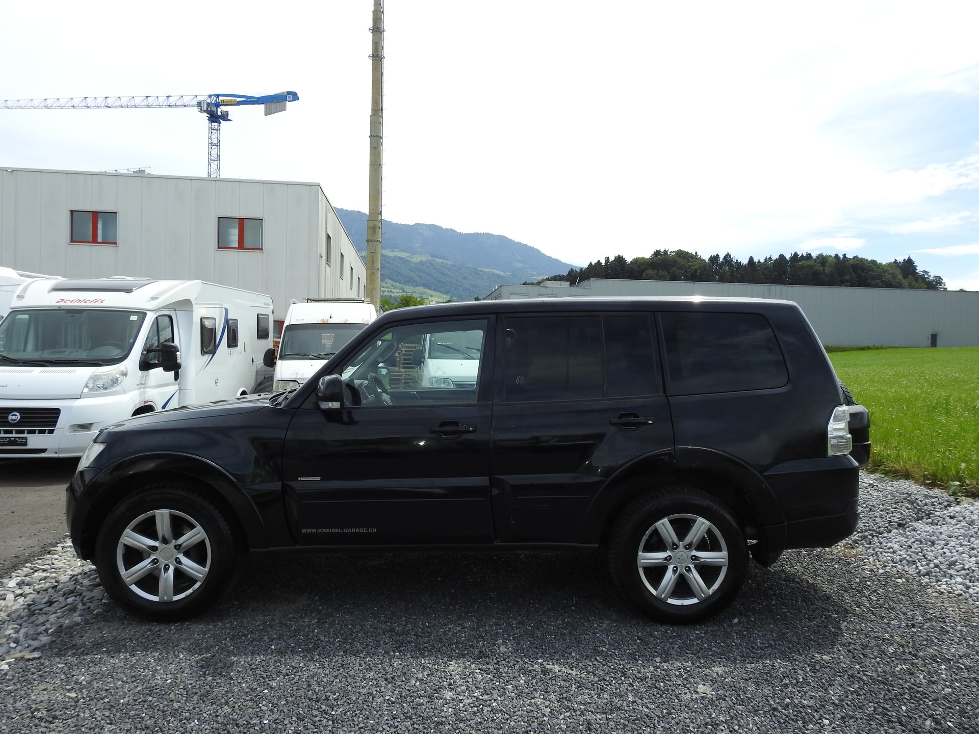 MITSUBISHI Pajero 3.2 DI-D Swiss Edition Automatic-showroom-element-2