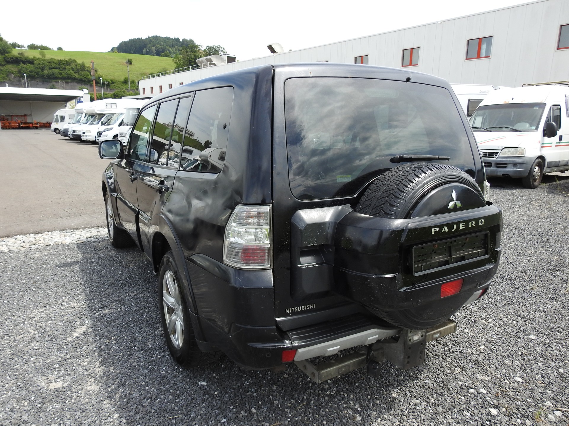 MITSUBISHI Pajero 3.2 DI-D Swiss Edition Automatic-showroom-element-3
