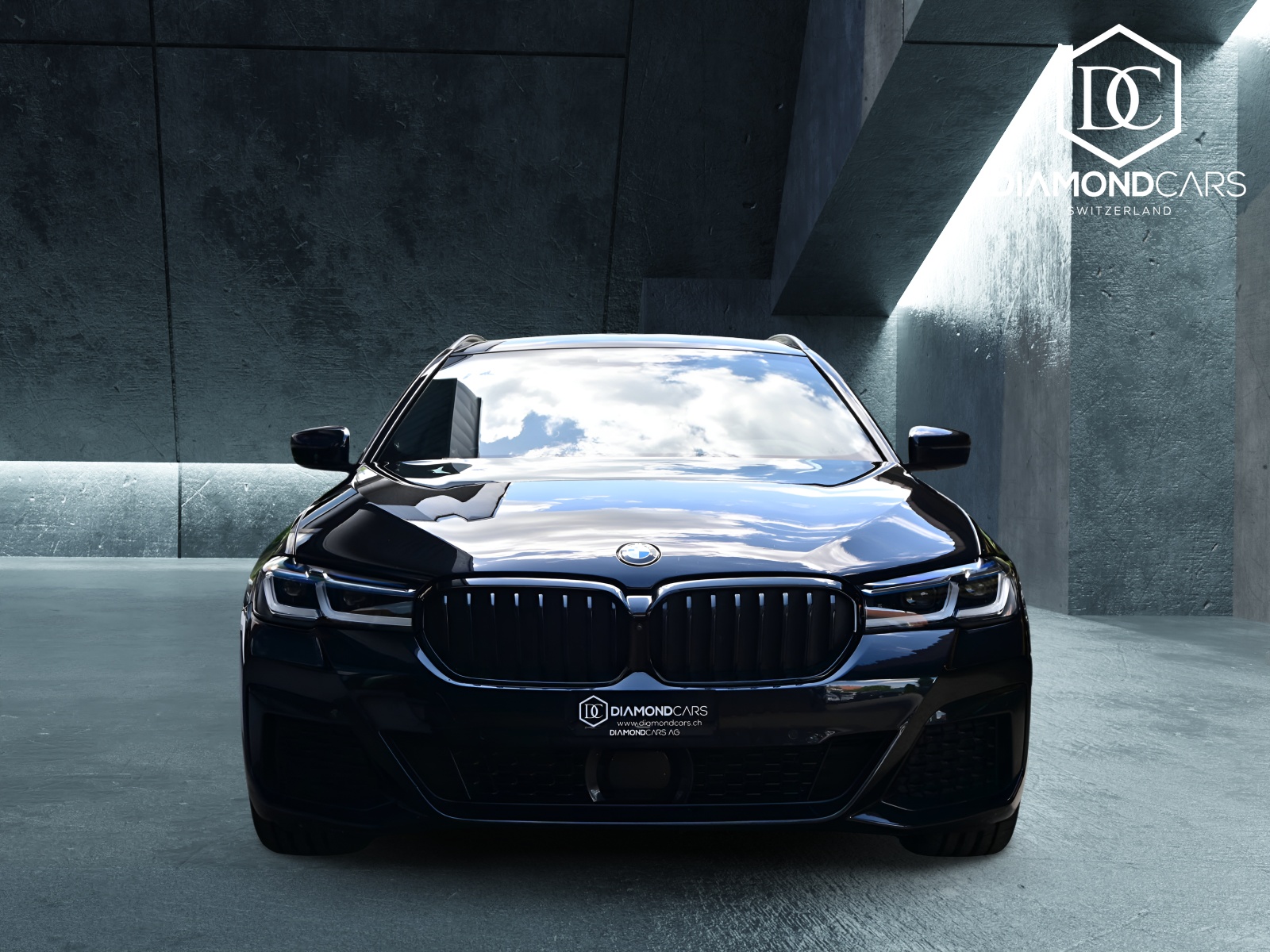 BMW 540d xDrive Touring *M-Sport*H&K*HUD*Laser Light*-showroom-element-1