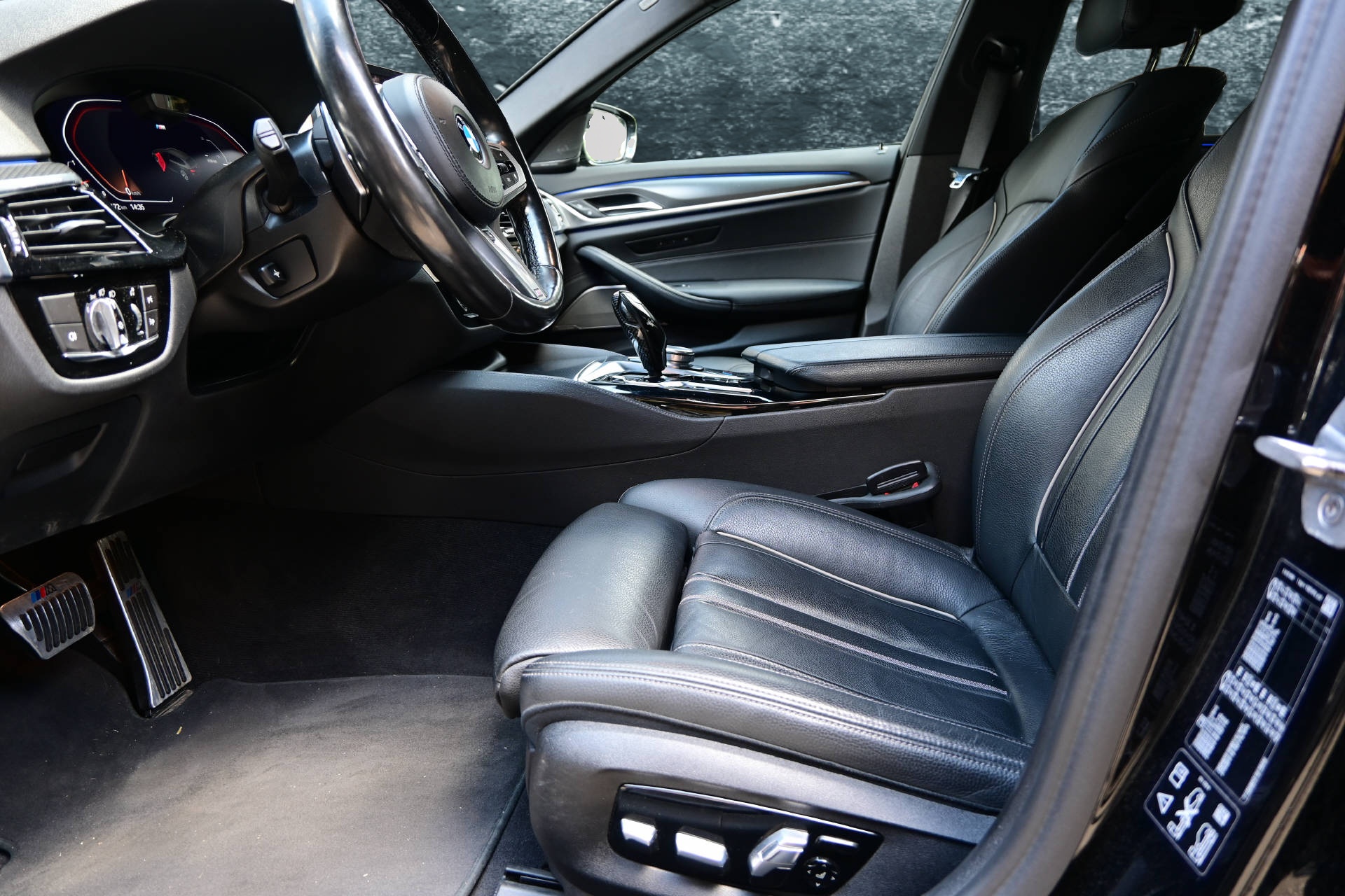 BMW 540d xDrive Touring *M-Sport*H&K*HUD*Laser Light*-image-10