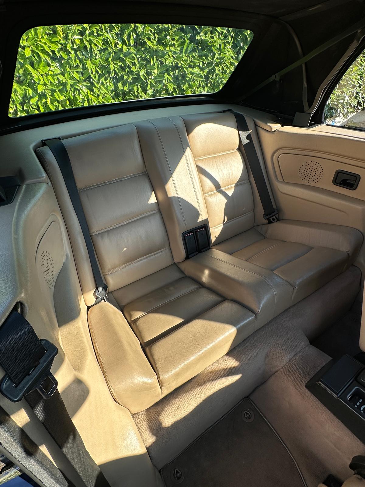 BMW 318i Cabrio-image-5