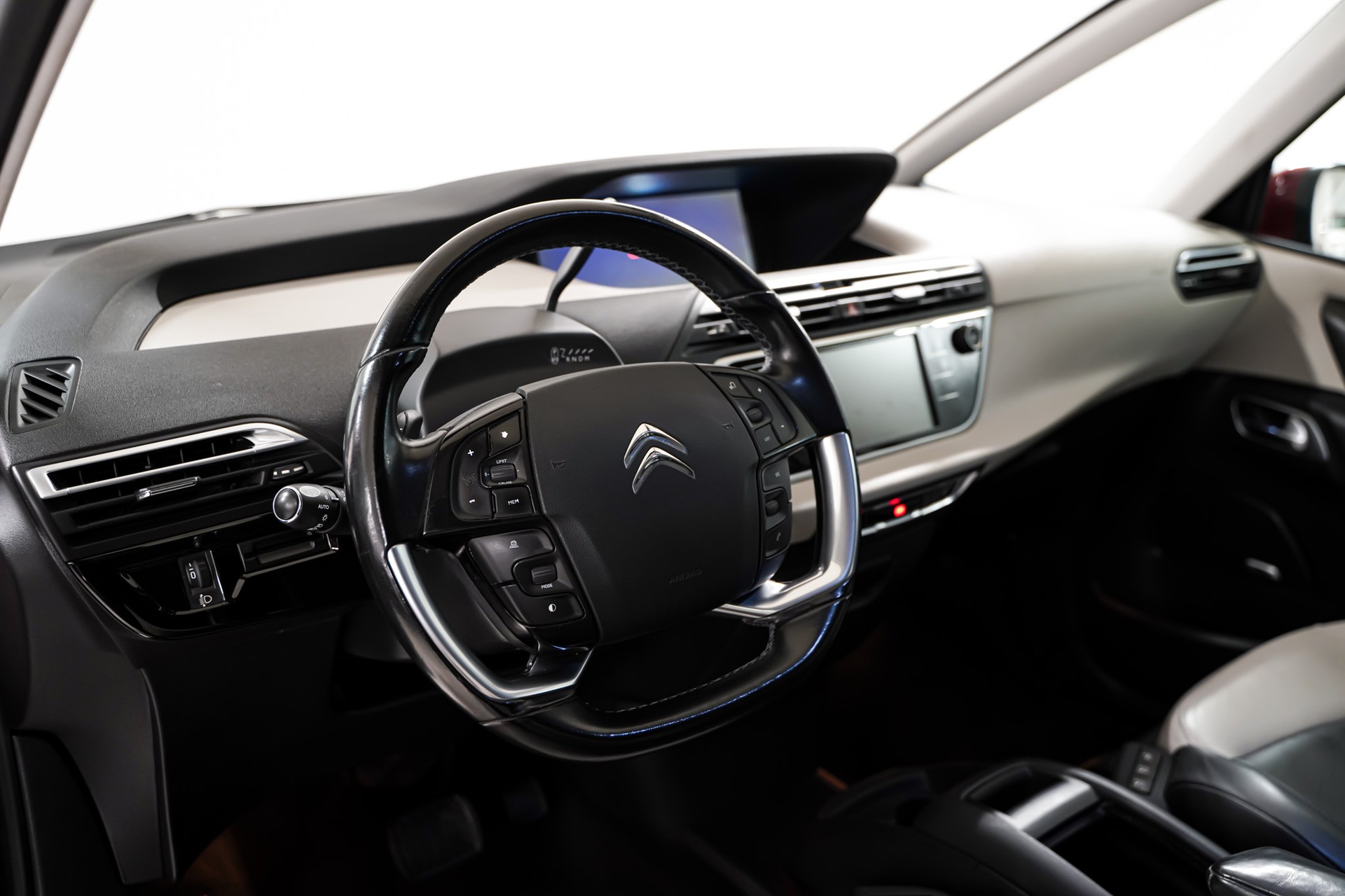 CITROEN Grand C4 Picasso 1.6i 16V e-THP Exclusive-image-9