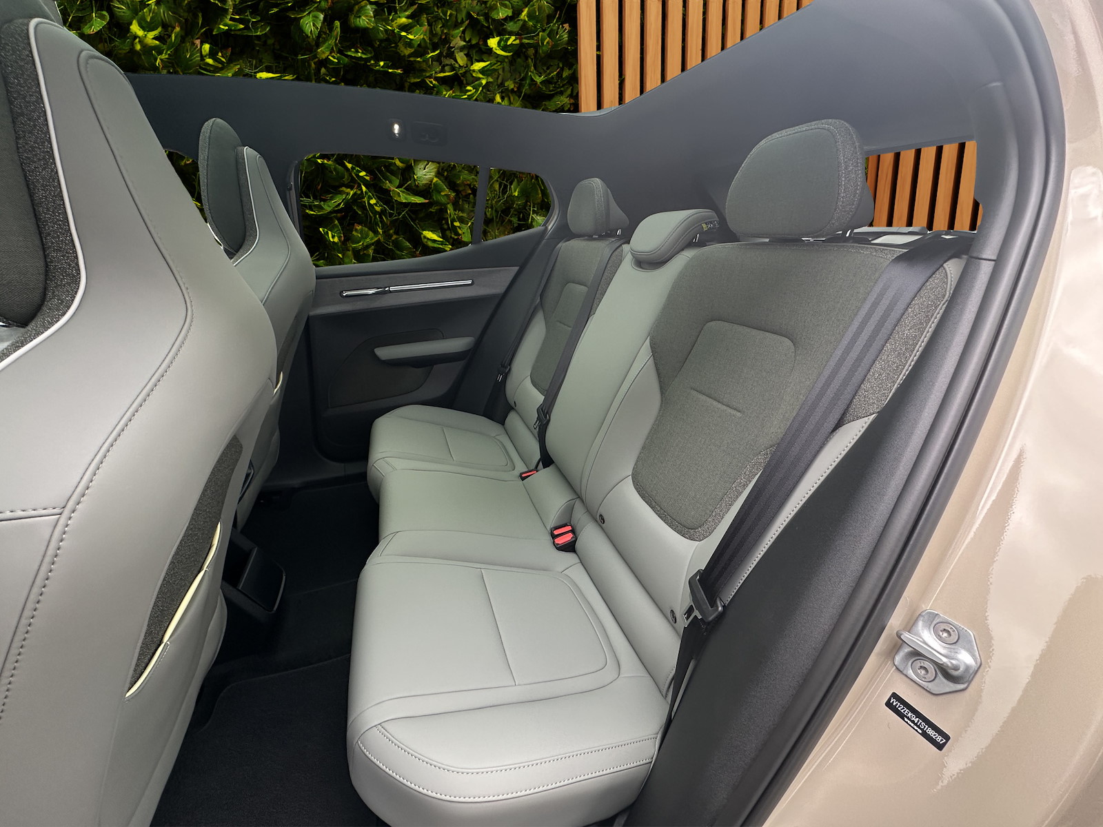 VOLVO EX 30 E60 Twin Ultra Performance AWD-image-14