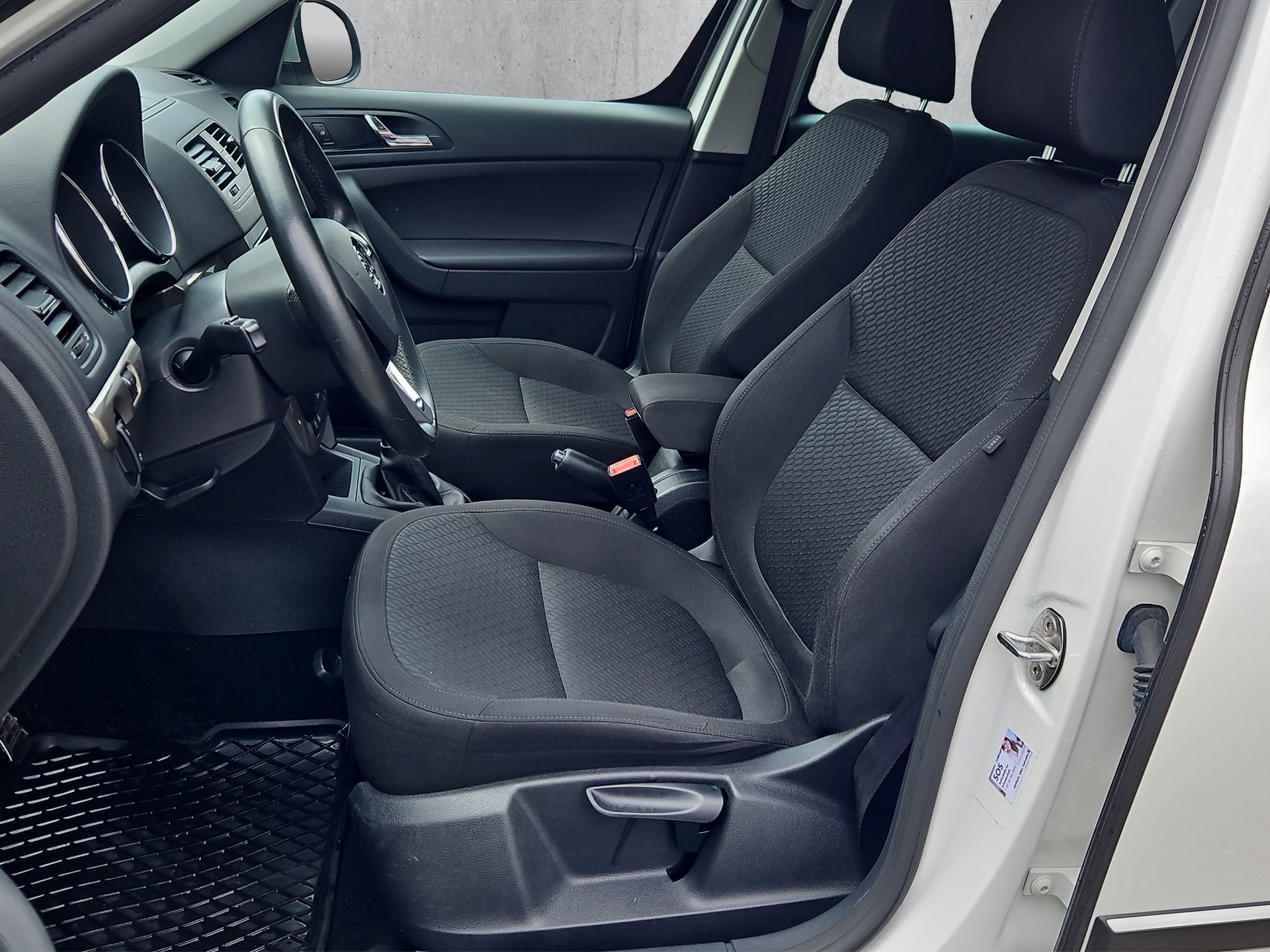 SKODA Yeti 1.4 TSI Style Outdoor 4x4-image-10