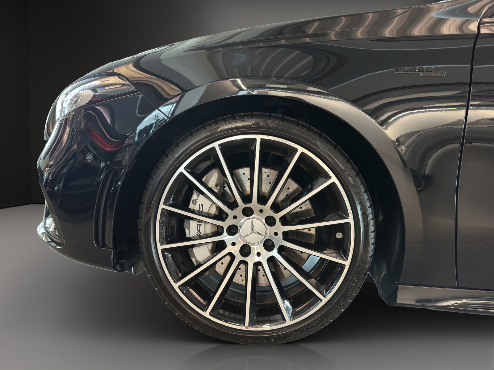 MERCEDES-BENZ A 35 AMG 4Matic-image-7