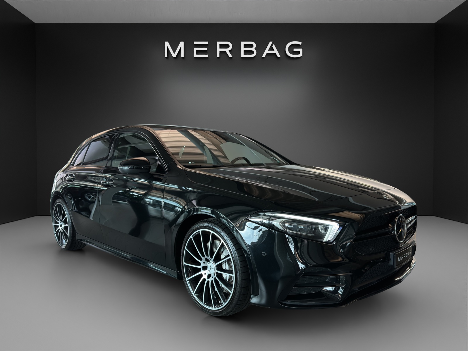 MERCEDES-BENZ A 35 AMG 4Matic