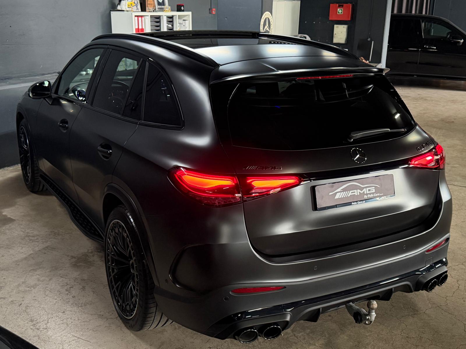 MERCEDES-BENZ GLC 43 AMG Limited Magno Black Matt Performance4Matic 9G-Tronic-image-8