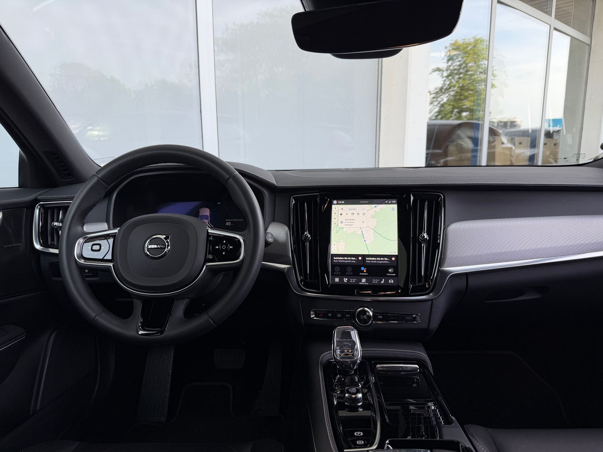 VOLVO V90 T8 eAWD Plus Dark Geartronic-image-6