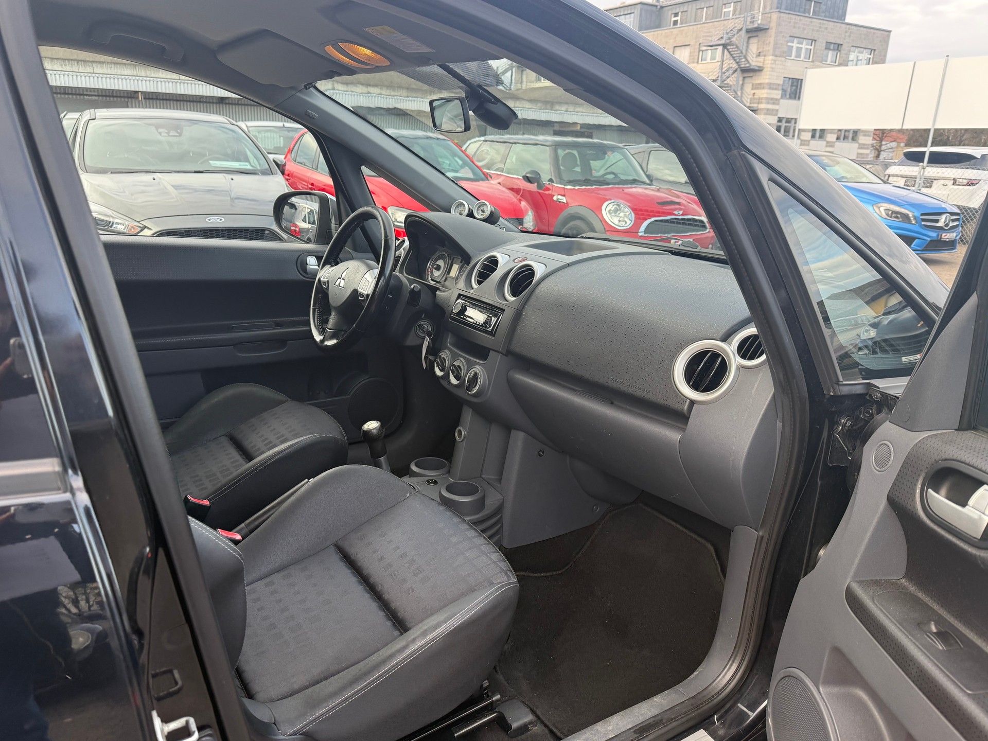 MITSUBISHI Colt 1.5 16V Turbo Ralliart 150PS / Frisch ab MFK & Service / Sportauspuff / Bluetooth & DAB / PDC / Klima / Tempomat-image-6