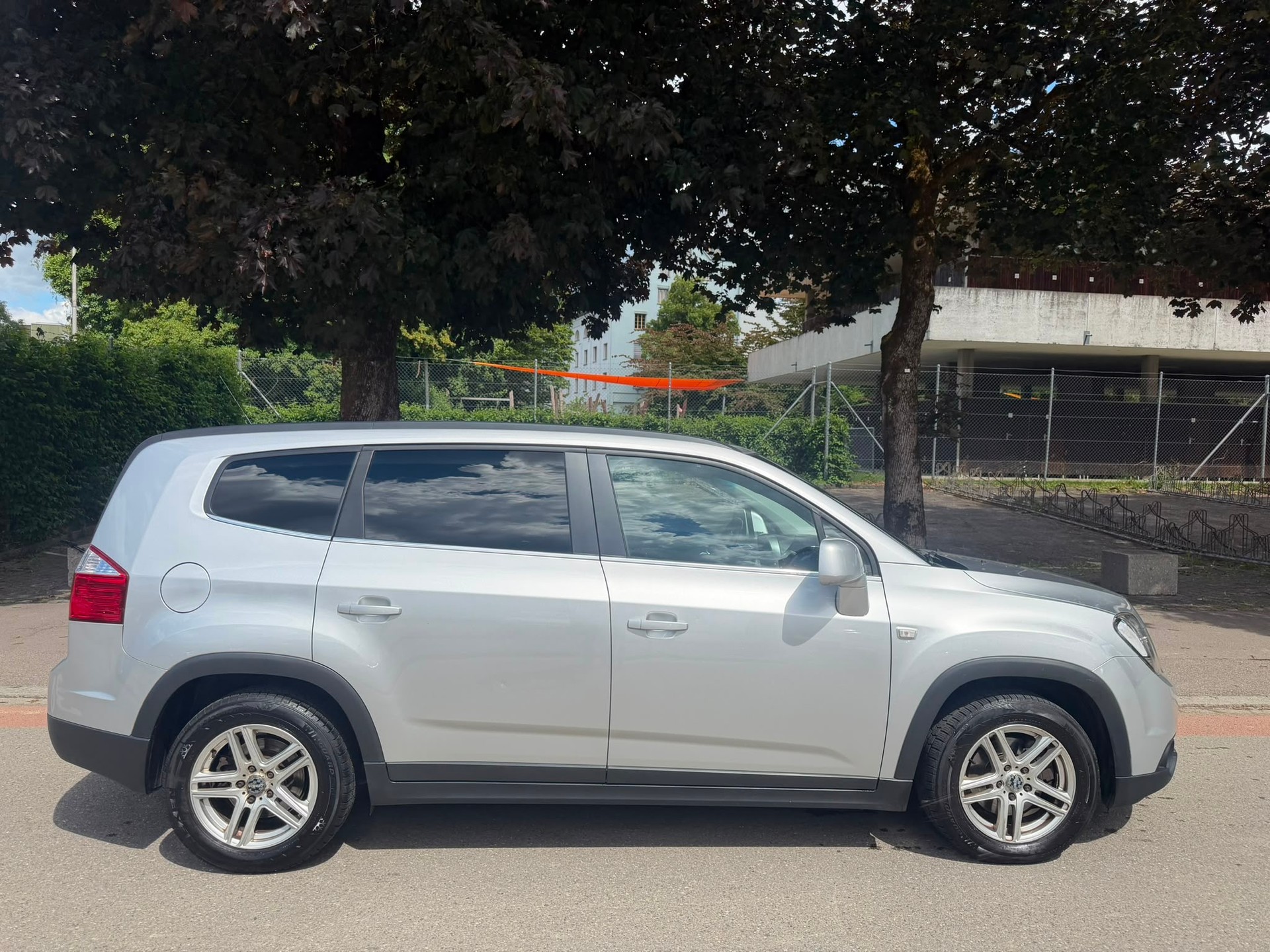 CHEVROLET Orlando 1.4 Turbo LTZ-showroom-element-3