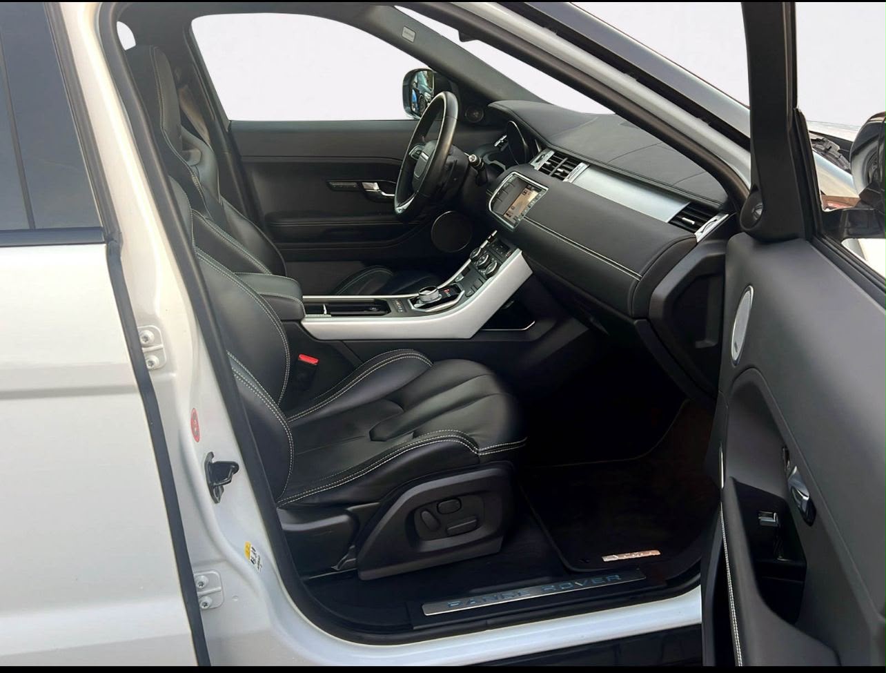 LAND ROVER Range Rover Evoque 2.0 Si4 Prestige AT6-showroom-element-3