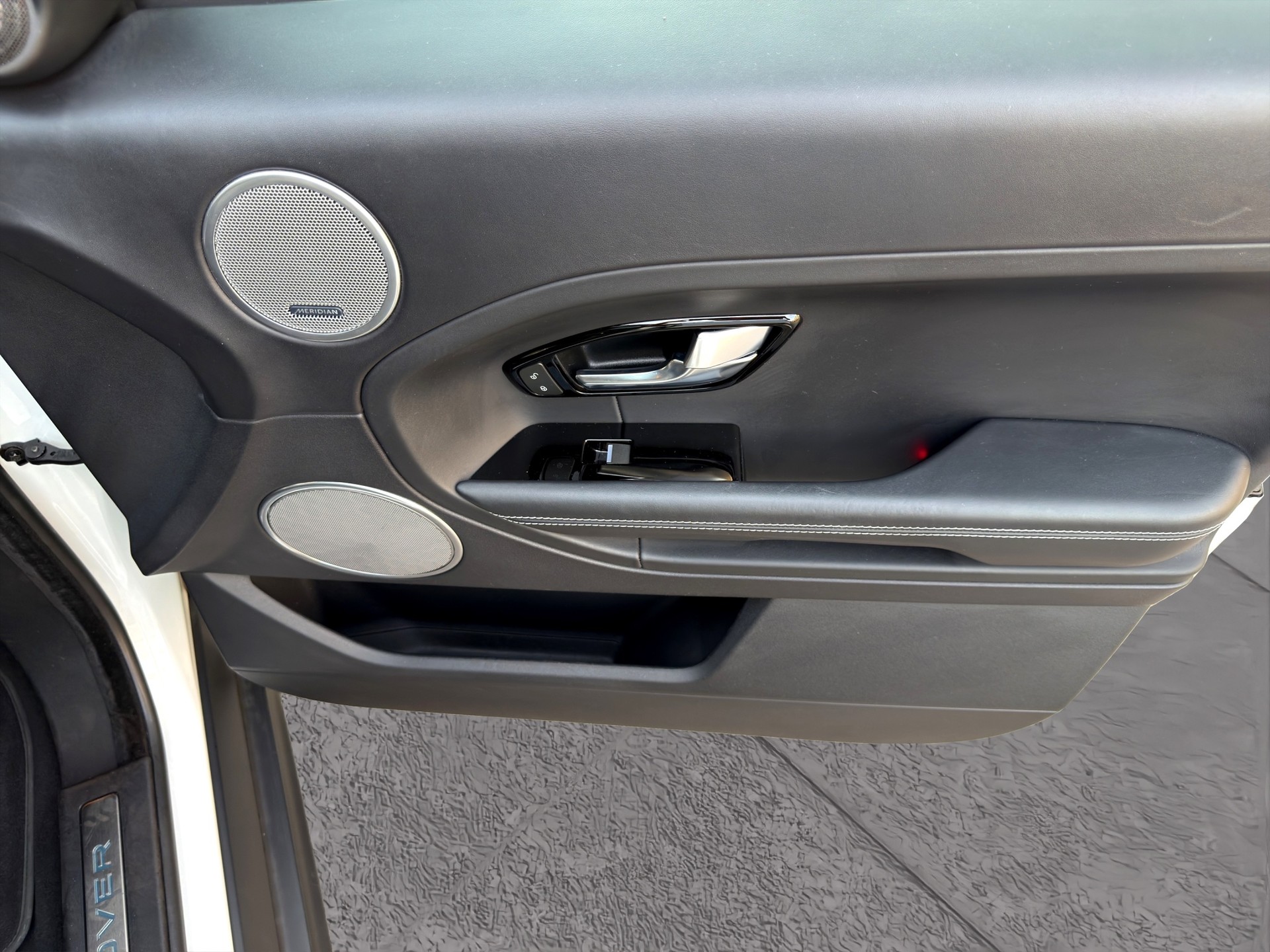 LAND ROVER Range Rover Evoque 2.0 Si4 Prestige AT6-image-23