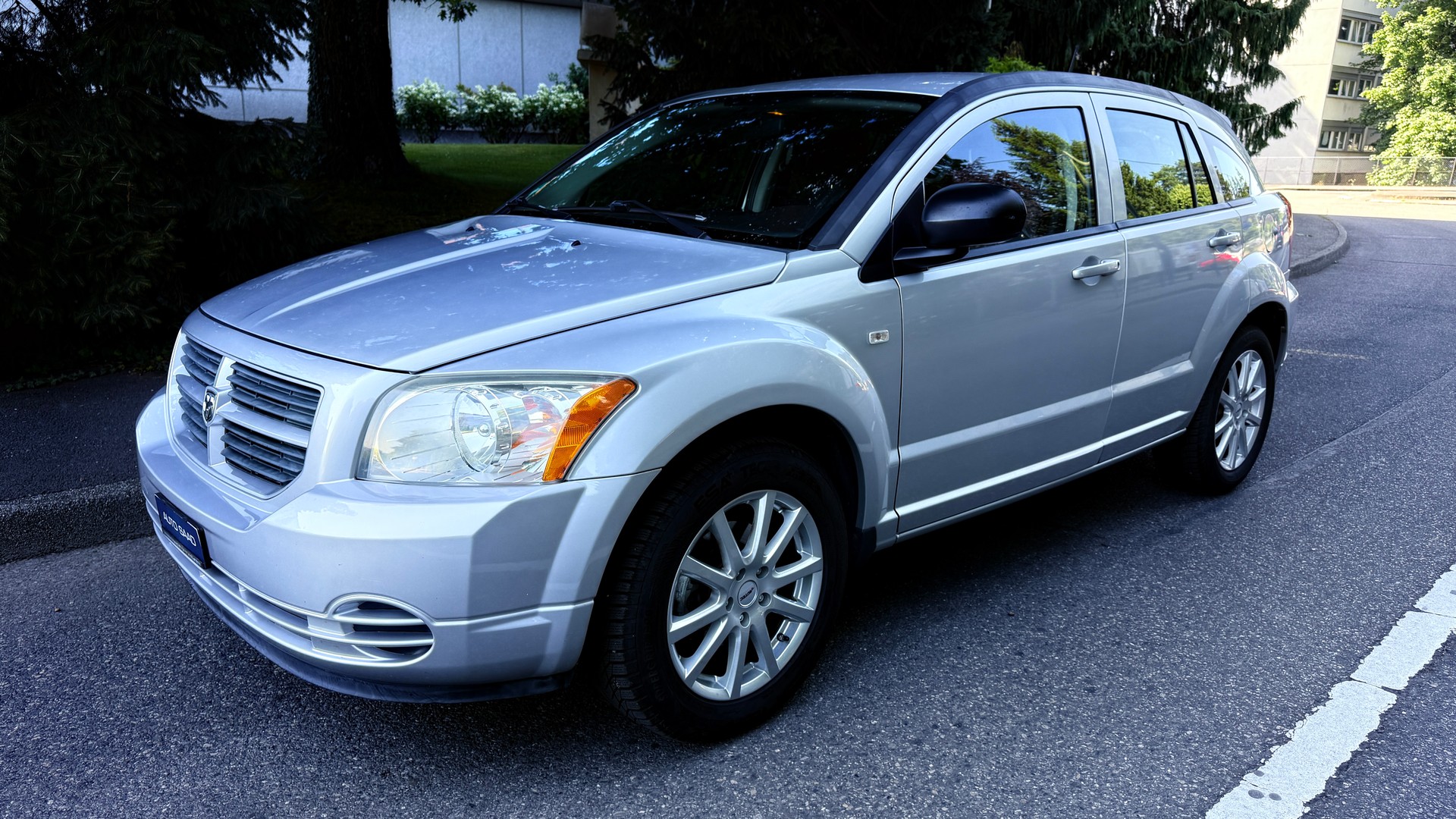 DODGE Caliber 2.0 SXT CVT-image-1