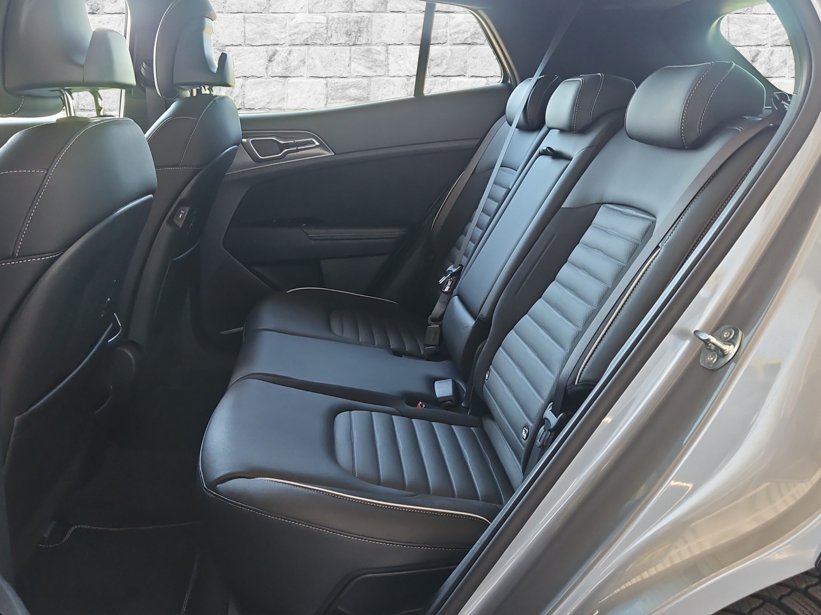 KIA Sportage 1.6 T-GDi PHEV GT-Line-image-7