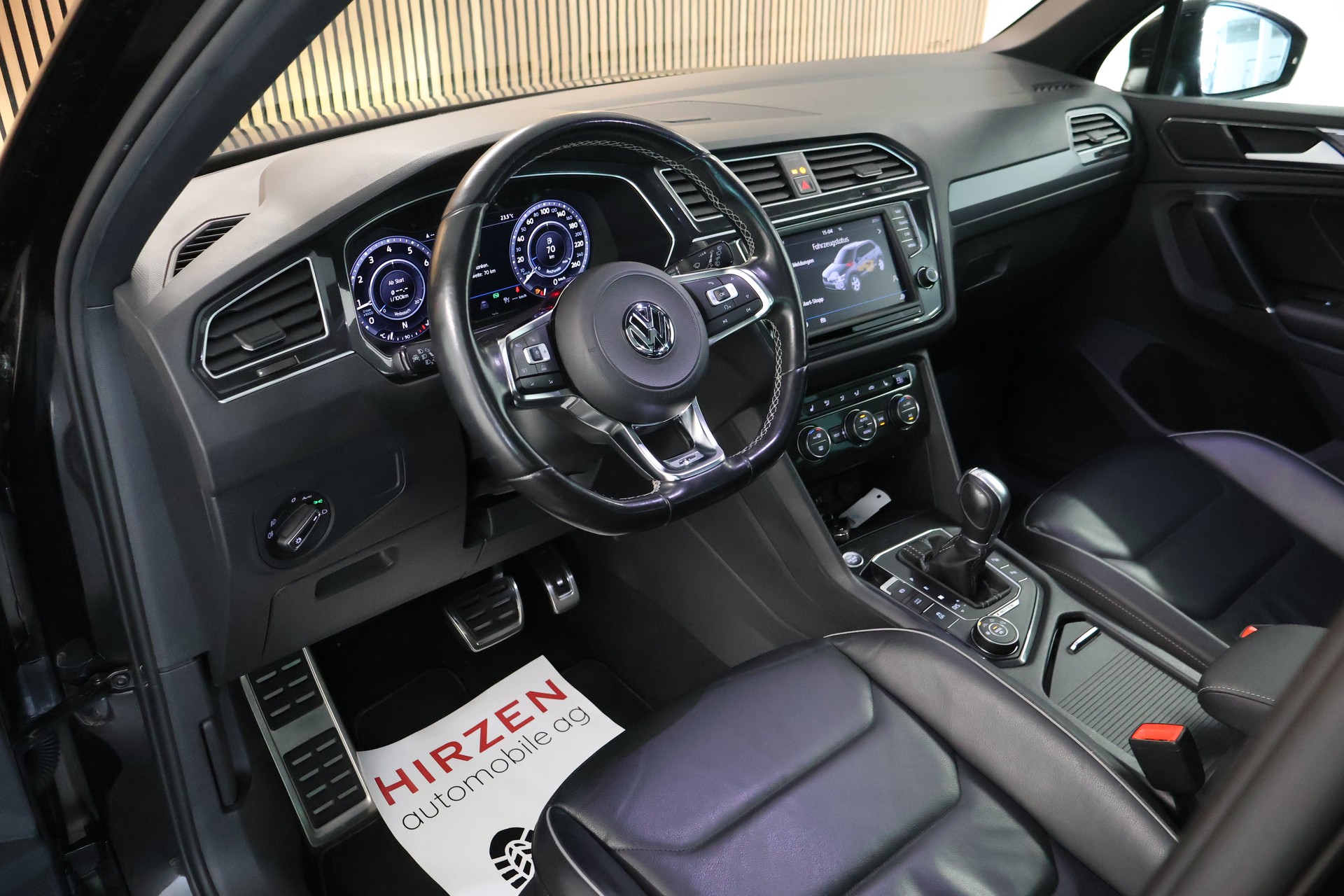 VW Tiguan 2.0TSI R-Line 4Motion DSG-image-9