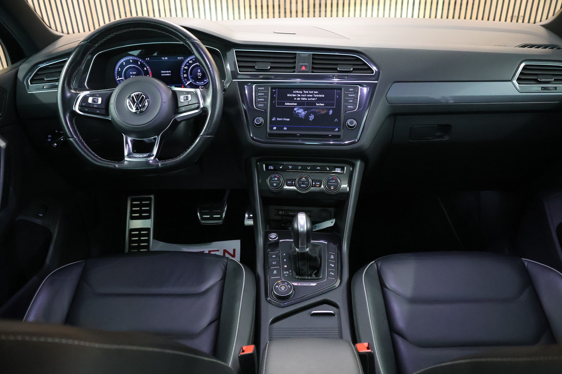 VW Tiguan 2.0TSI R-Line 4Motion DSG-image-15
