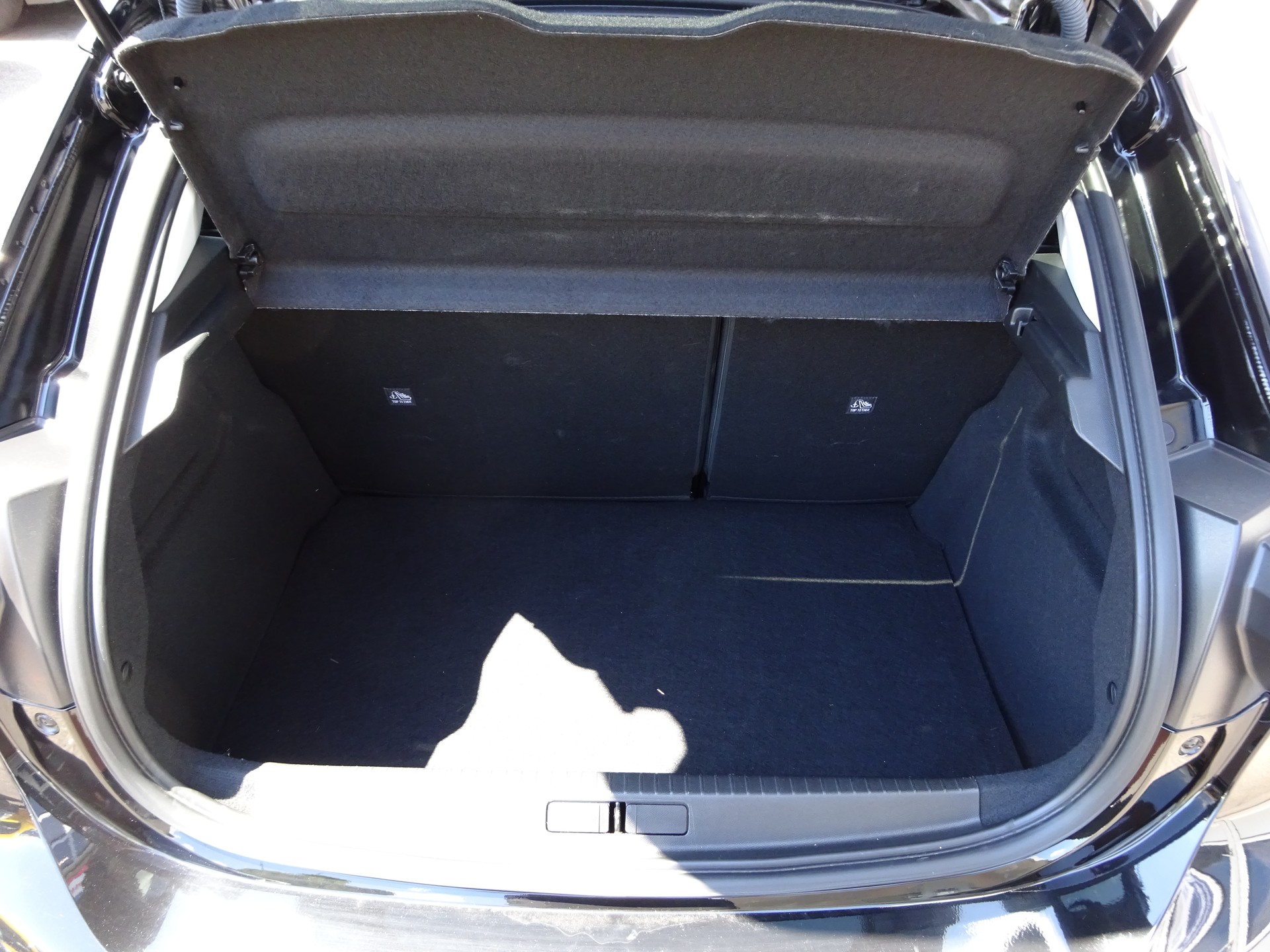 OPEL Corsa 1.2 TP Now-image-12