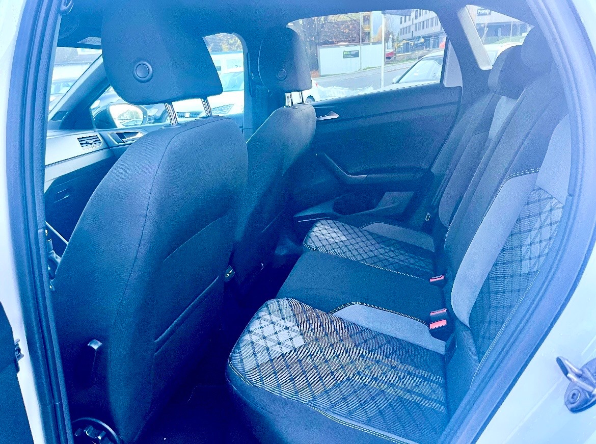 VW Taigo 1.5 TSI R-Line DSG*150 PS**CH FAHRZEUG*-image-25