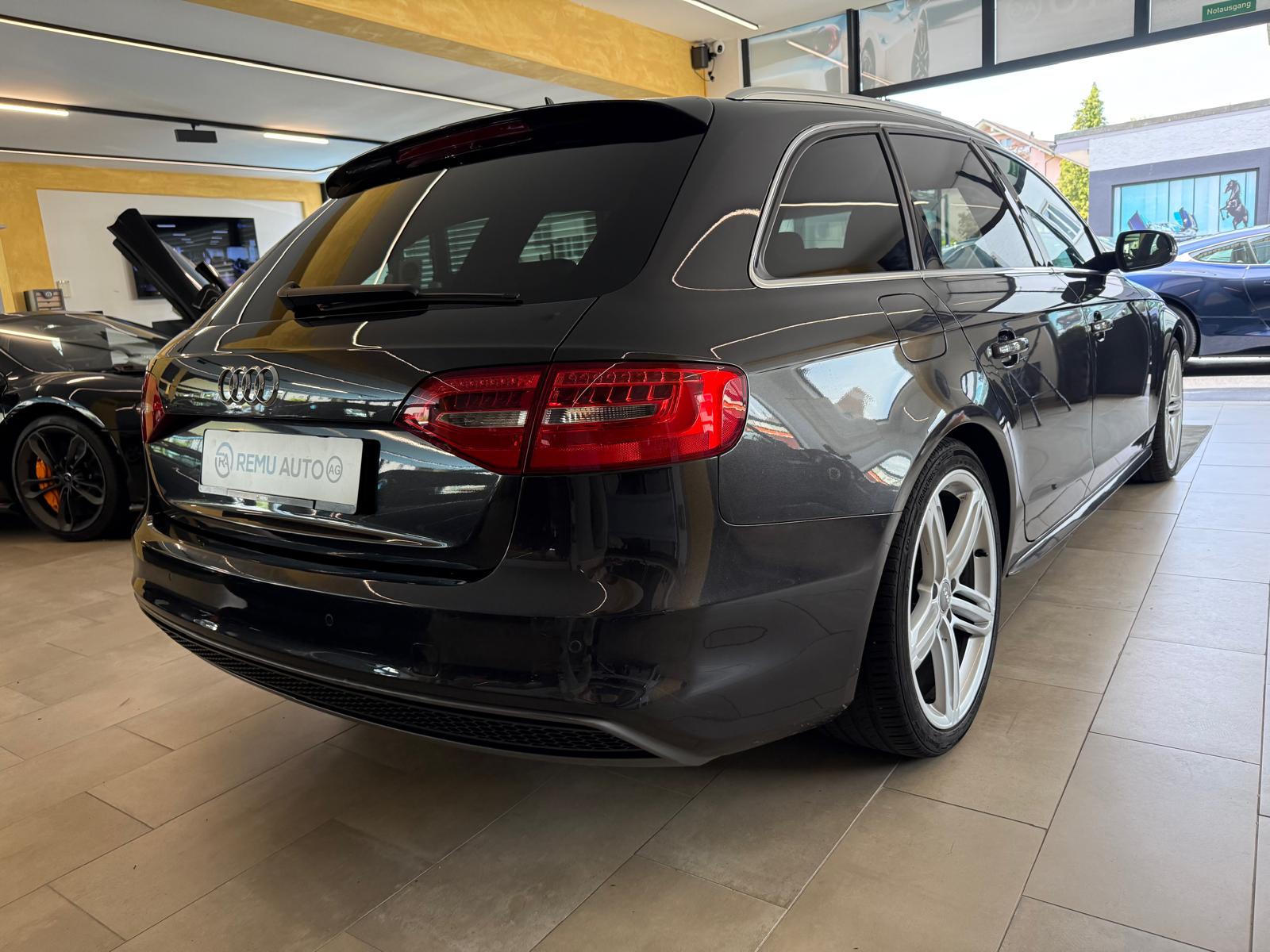 AUDI A4 Avant 2.0 TDI quattro S-tronic-showroom-element-2