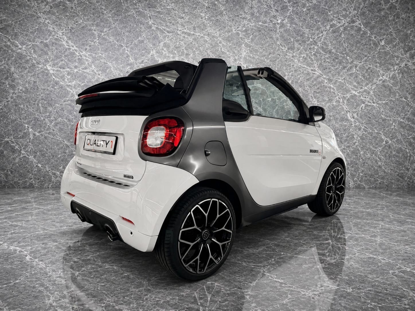 SMART fortwo Cabrio Brabus twinmatic-image-9