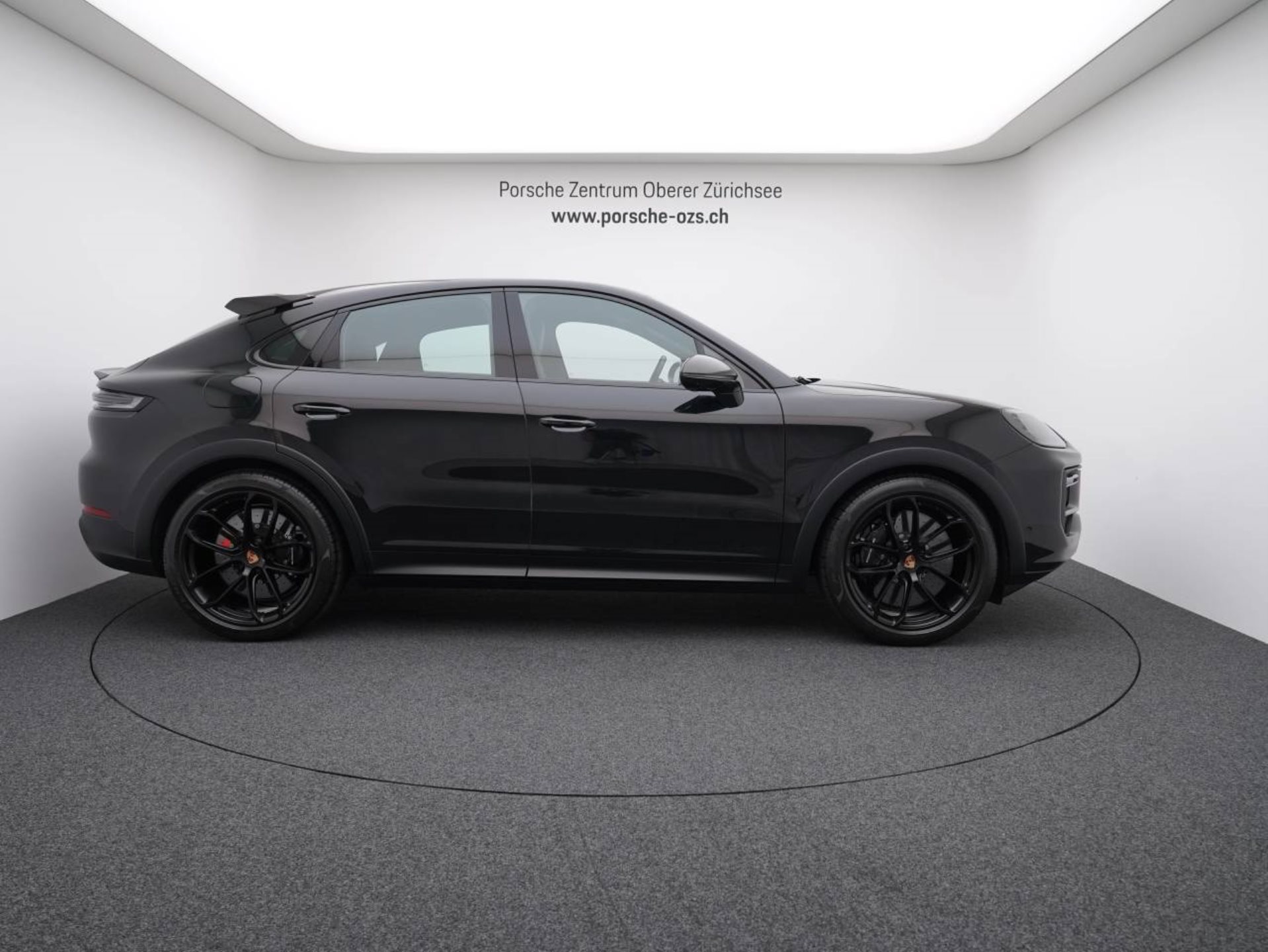 PORSCHE Cayenne Turbo E-Hybrid Coupé mit GT-Paket-image-7