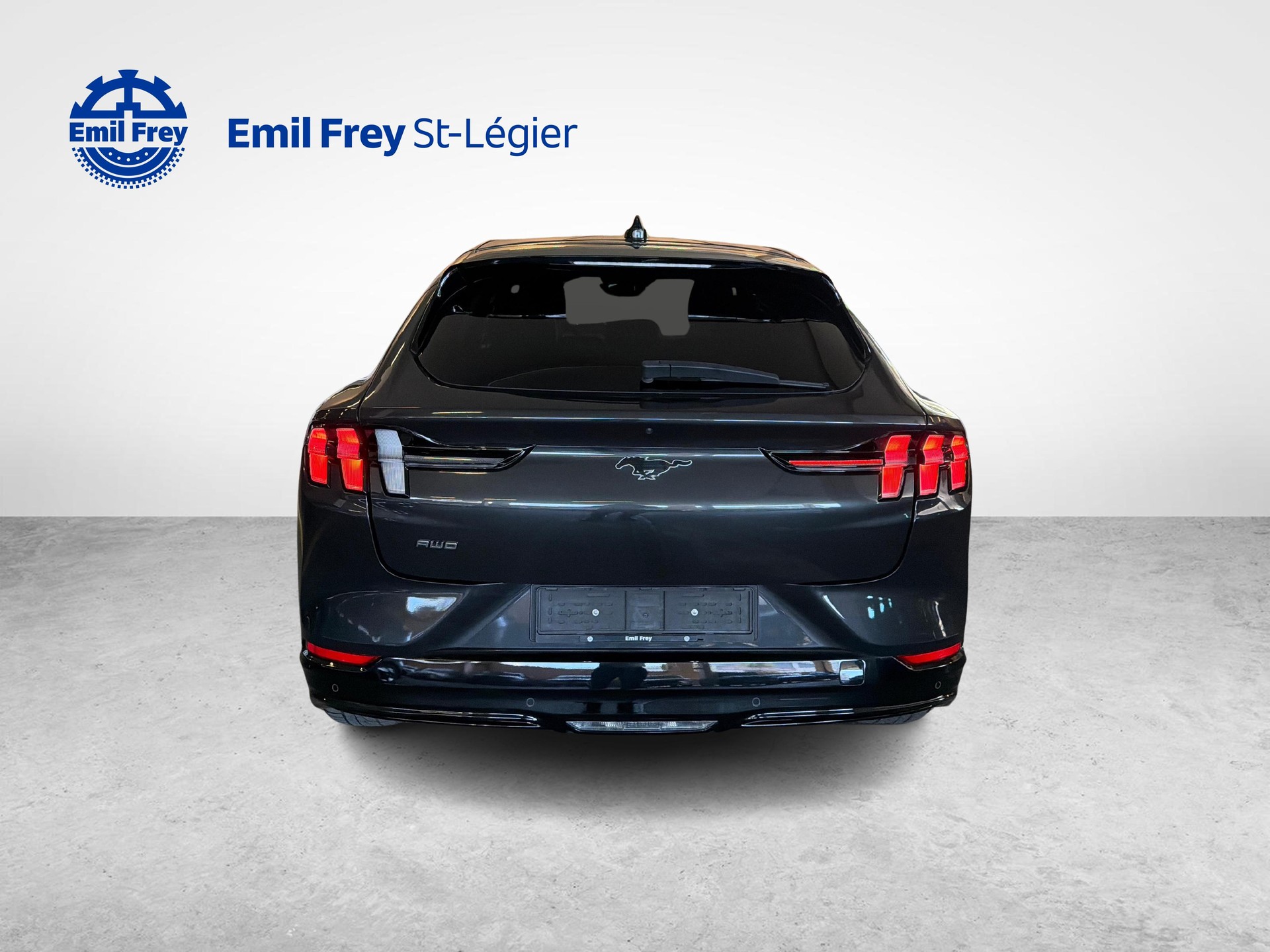 FORD Mustang Mach-E Extended AWD-showroom-element-3
