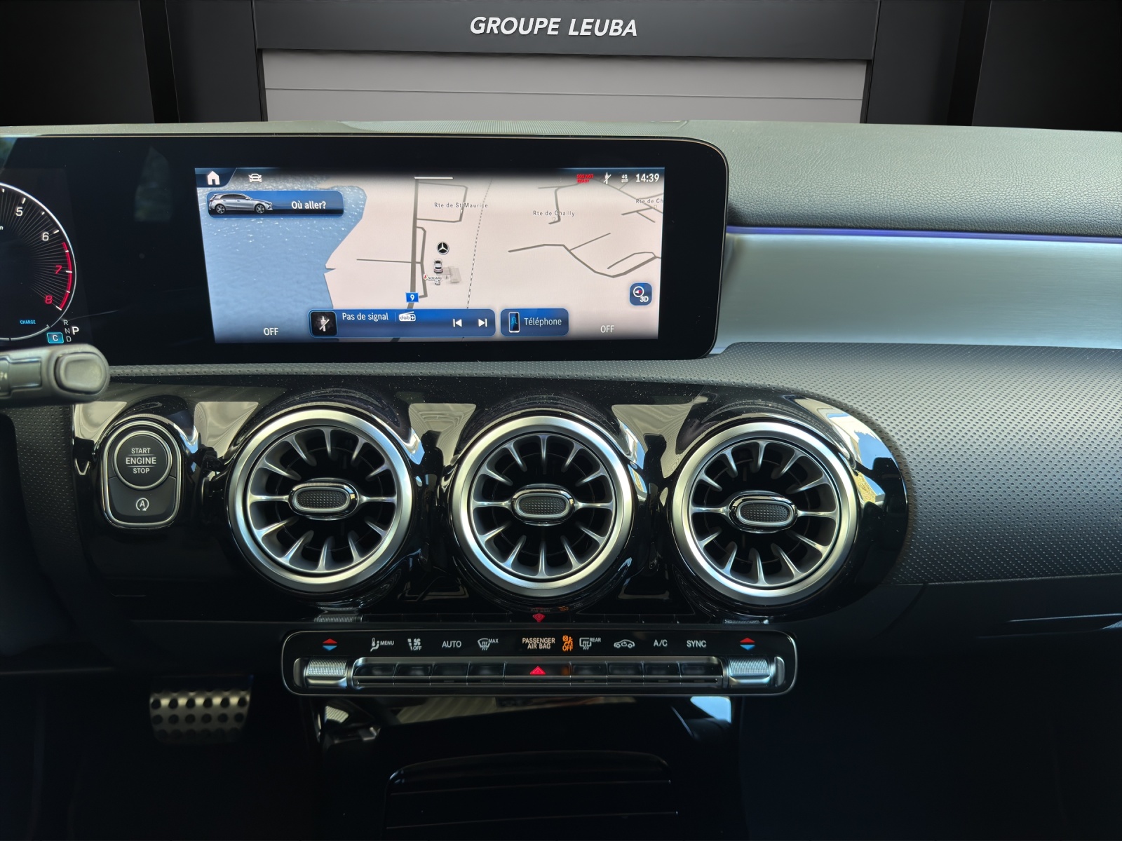 MERCEDES-BENZ A 220 4Matic 8G-DCT-image-14
