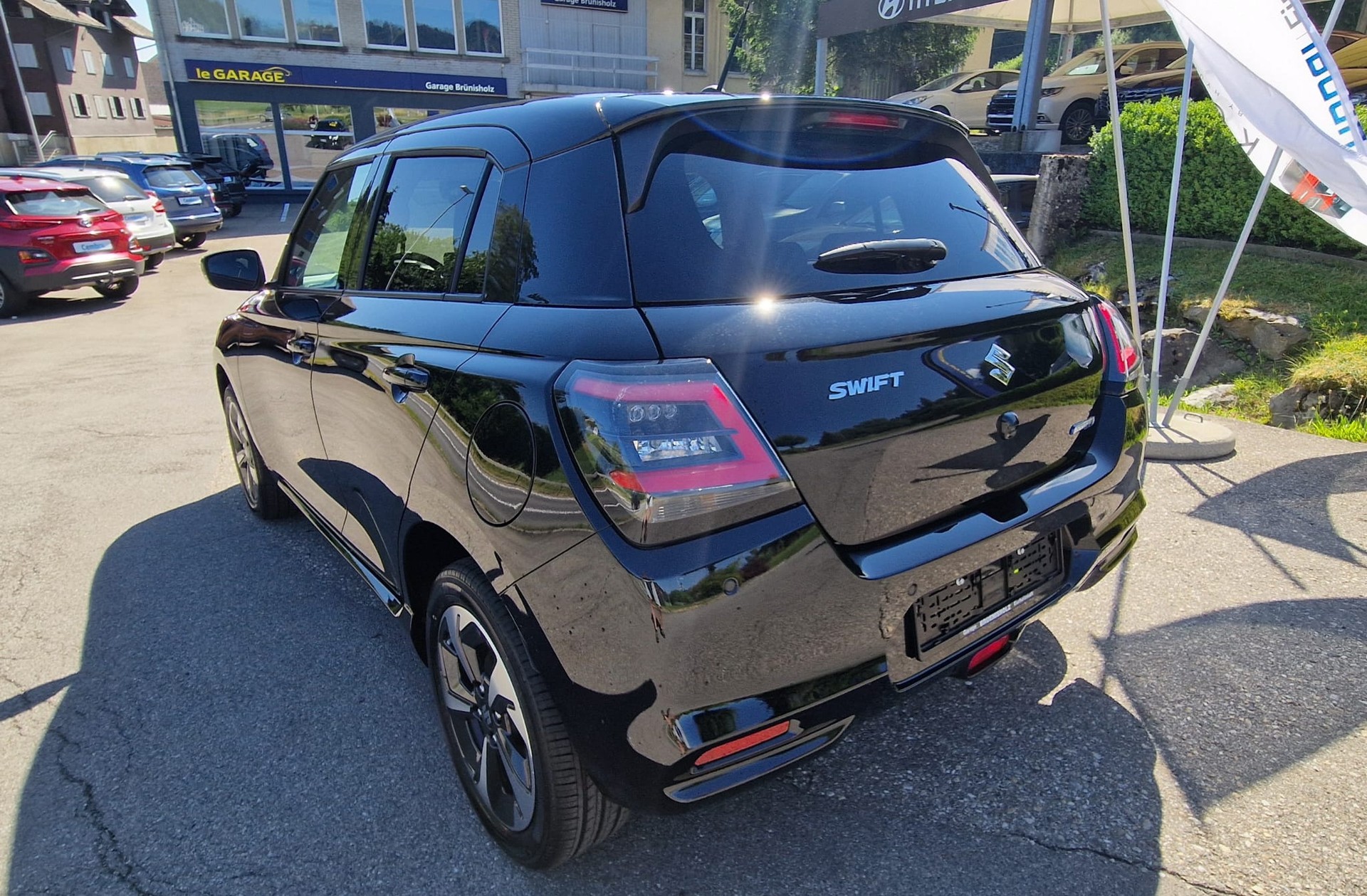 SUZUKI Swift 1.2 Compact Top Hybrid 4x4-showroom-element-3