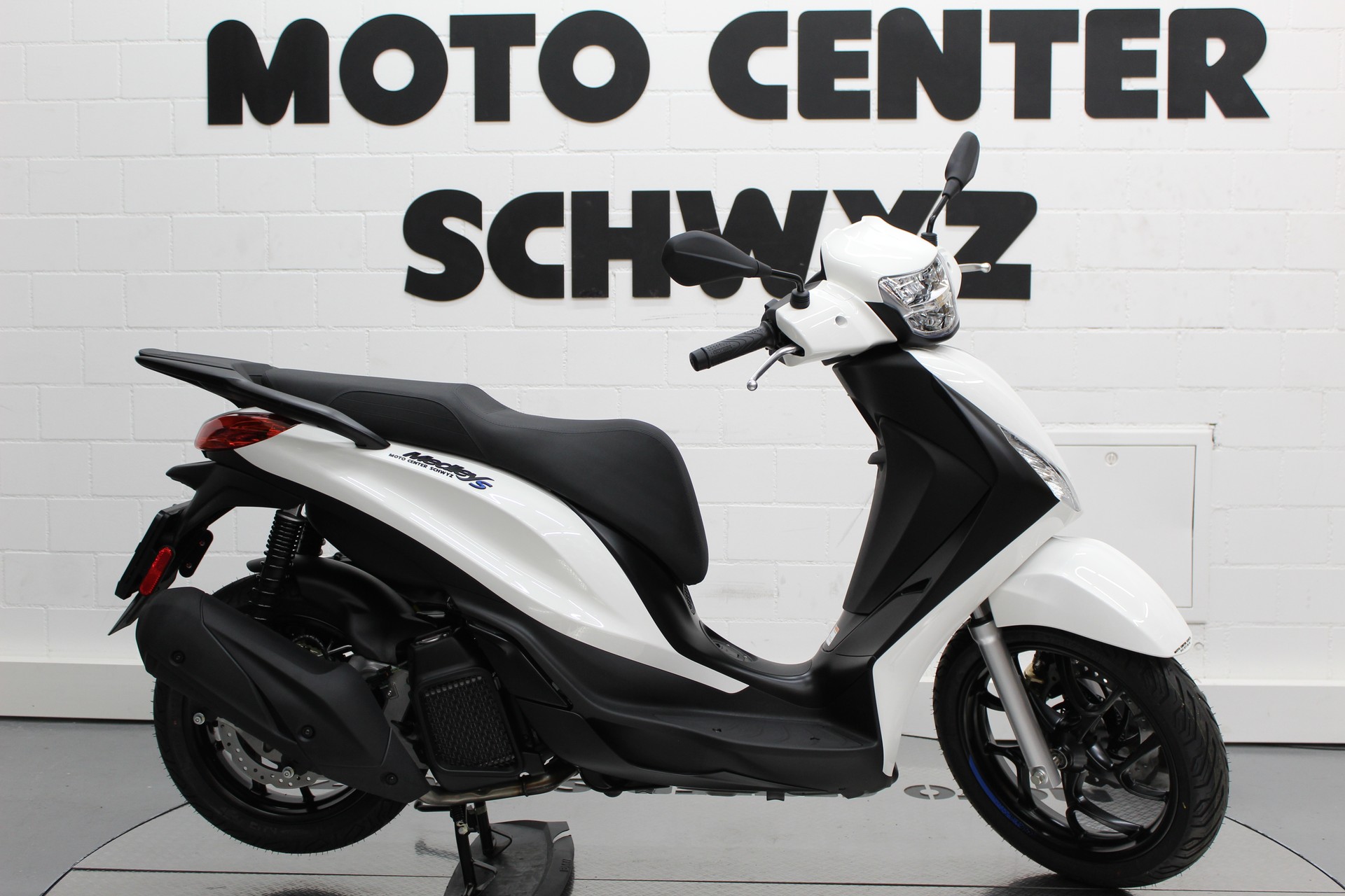 PIAGGIO Medley 125 Sport E5+-image-0