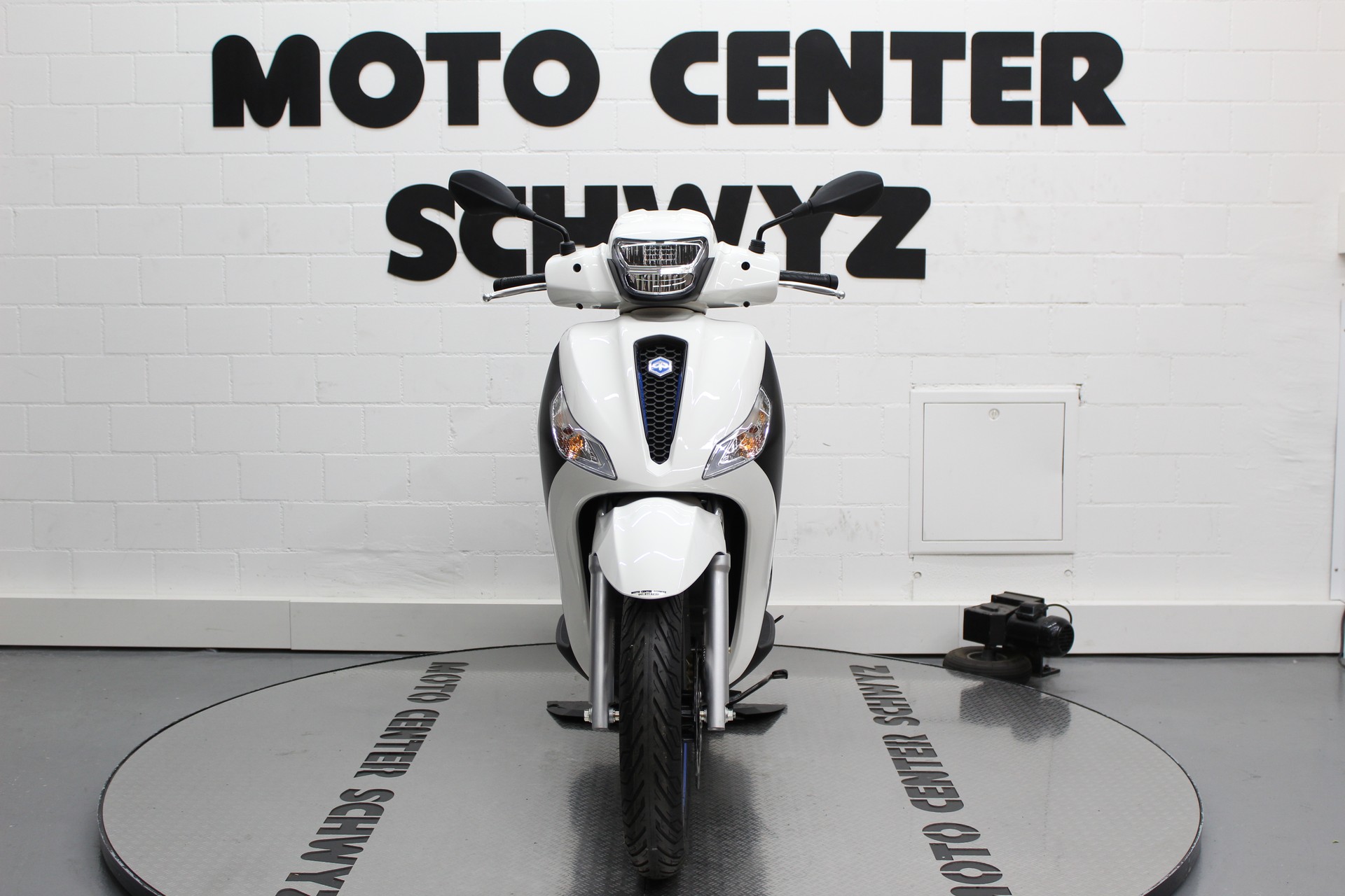 PIAGGIO Medley 125 Sport E5+-image-2