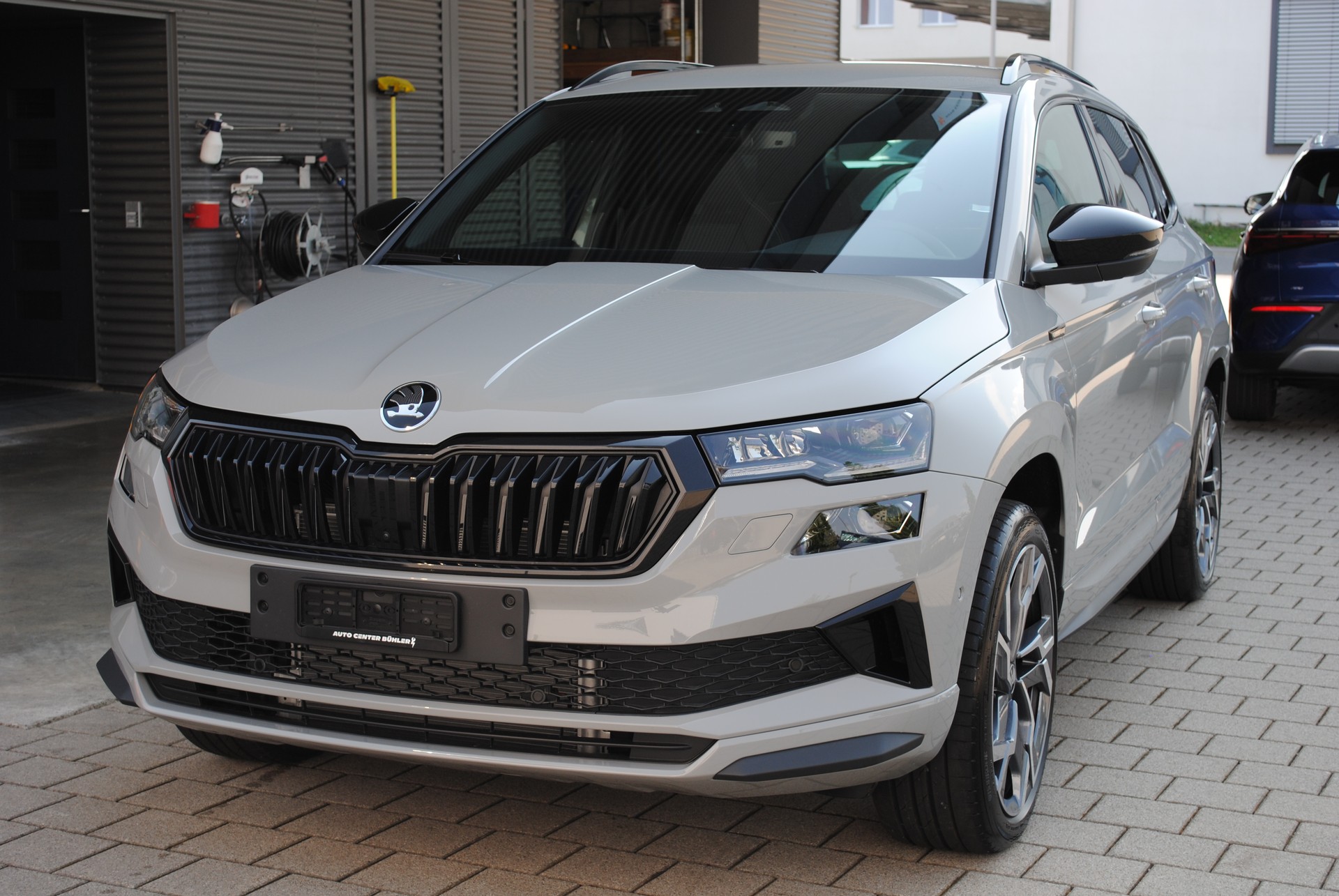 SKODA Karoq 2.0 TSI SportLine 4x4 DSG-showroom-element-1