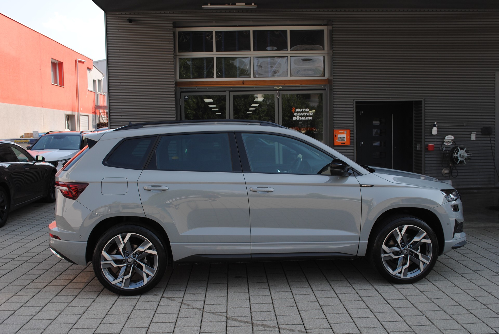 SKODA Karoq 2.0 TSI SportLine 4x4 DSG-image-5