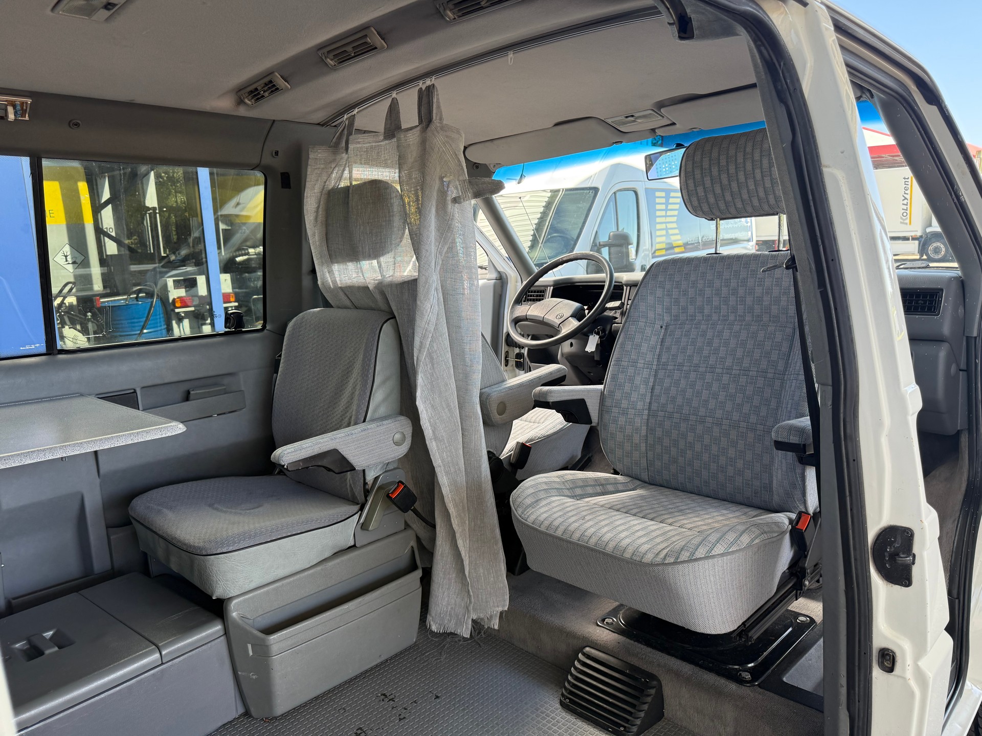 VW T4 Caravelle 2.5-image-8