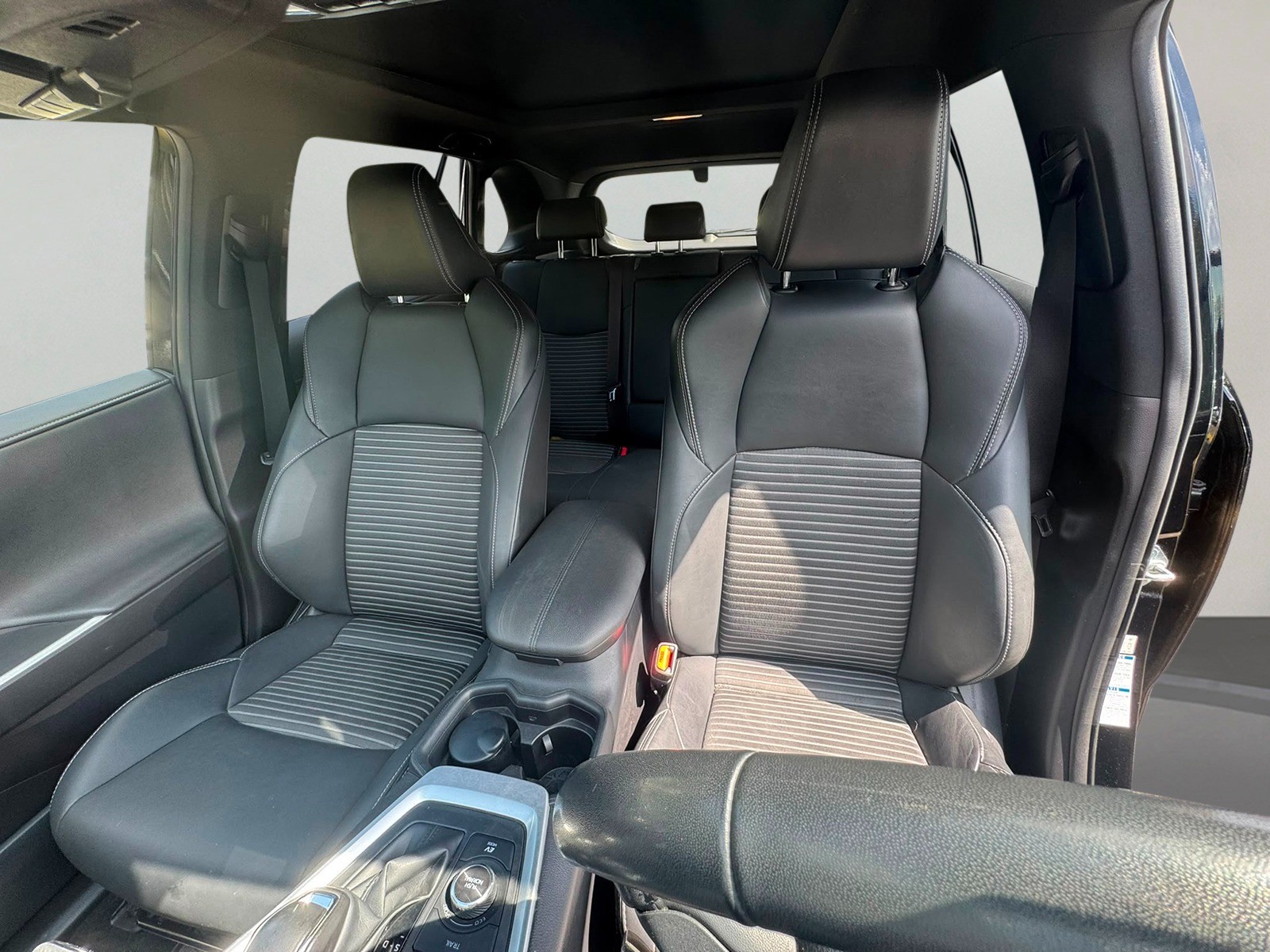 TOYOTA RAV-4 2.5 HSD Black Edition e-CVT 4WD-image-5