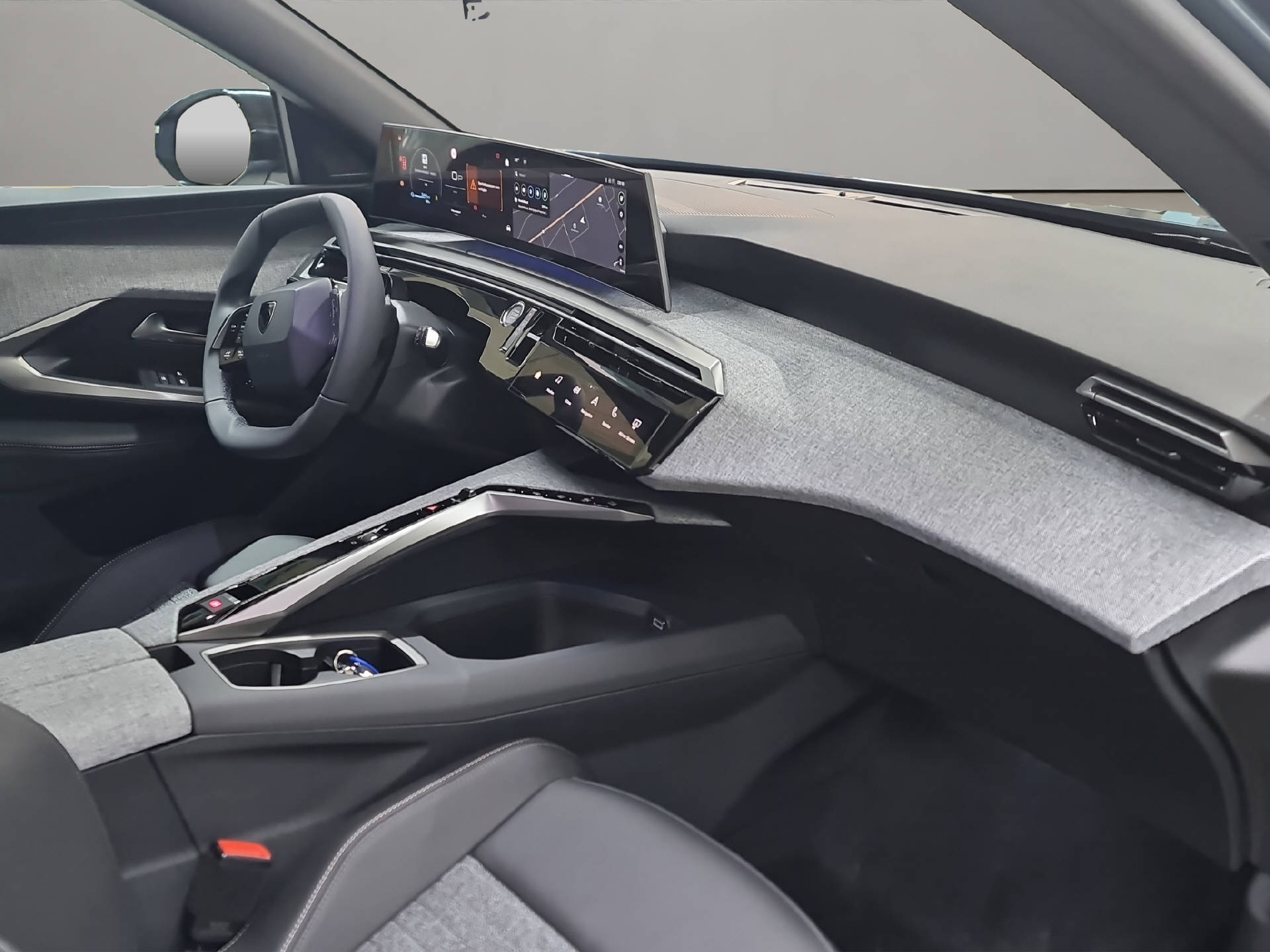 PEUGEOT 3008 1.2 Hybrid Allure Premium-image-10