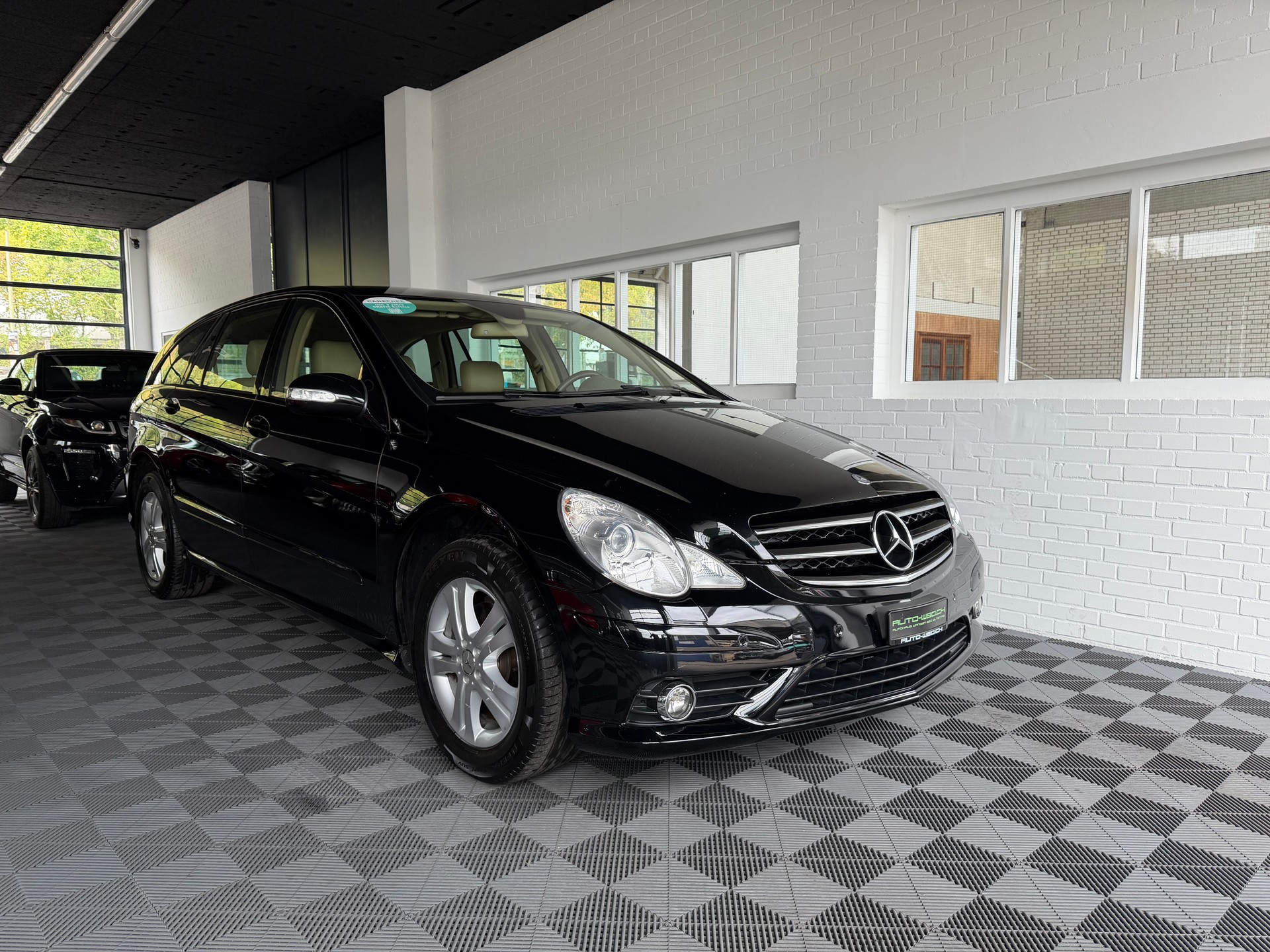 MERCEDES-BENZ R 300 (280) L 7G-Tronic